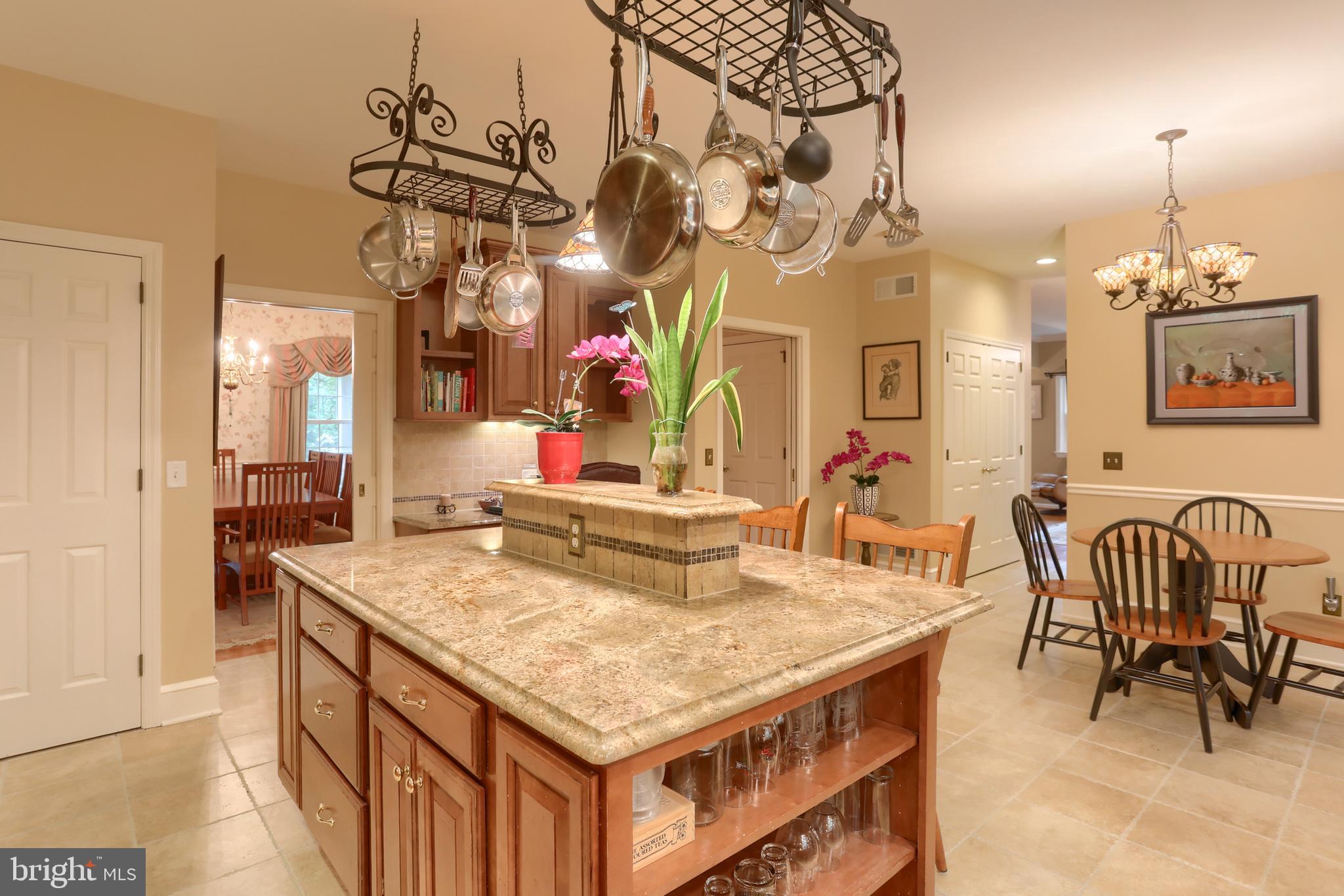 STONEY RUN - Residential