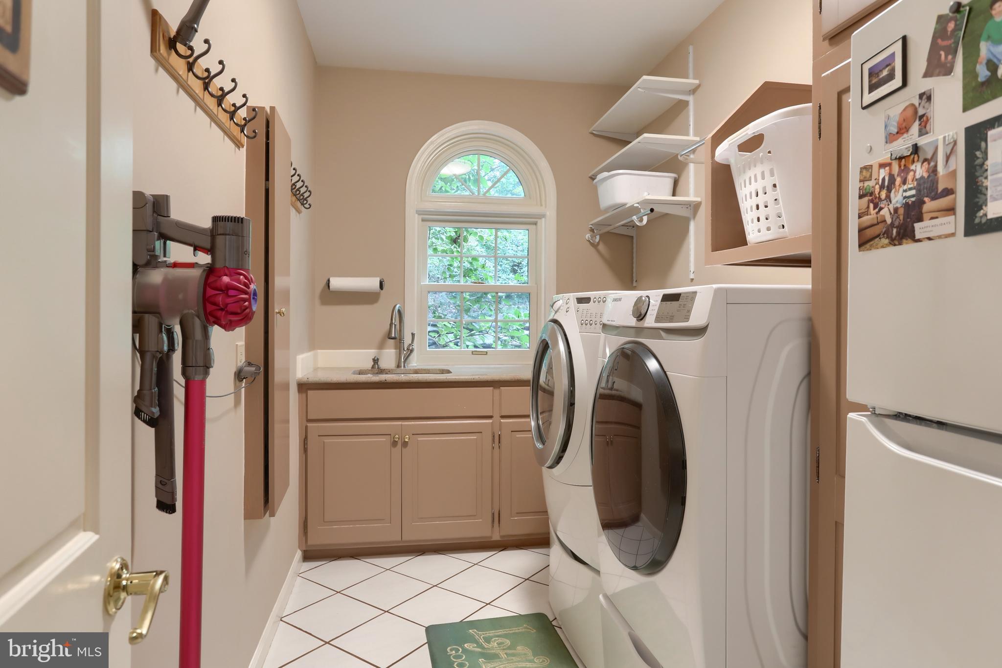 STONEY RUN - Residential