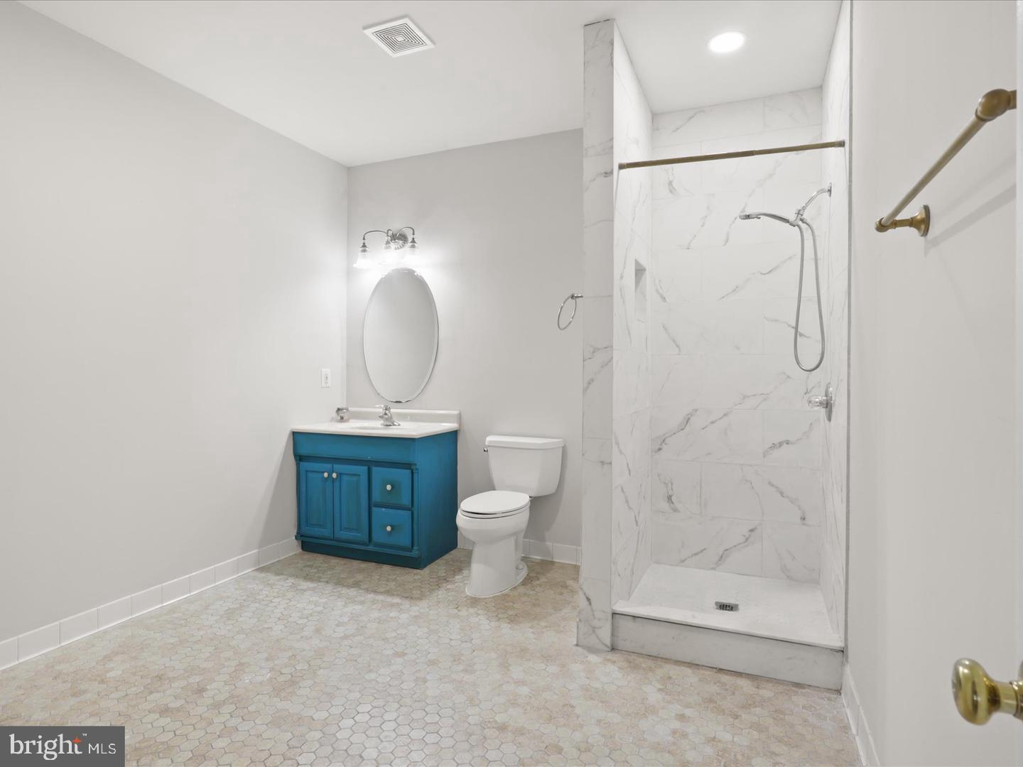 CARDINAL CREST - Residential