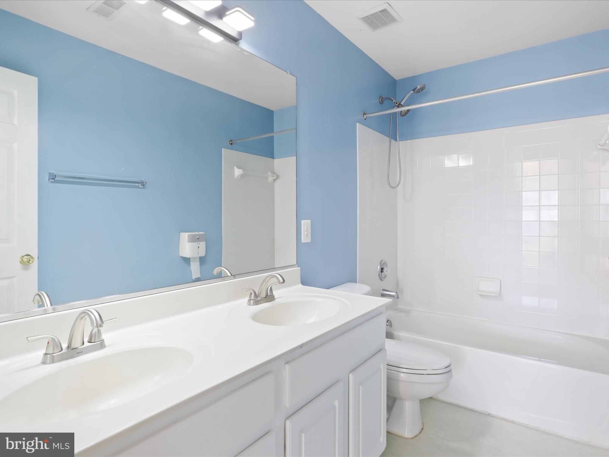 CARDINAL CREST - Residential