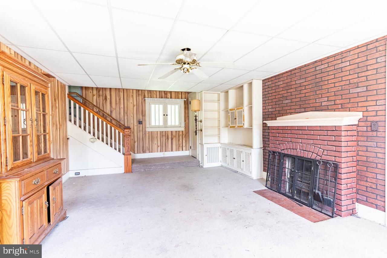 706 5TH STREET E