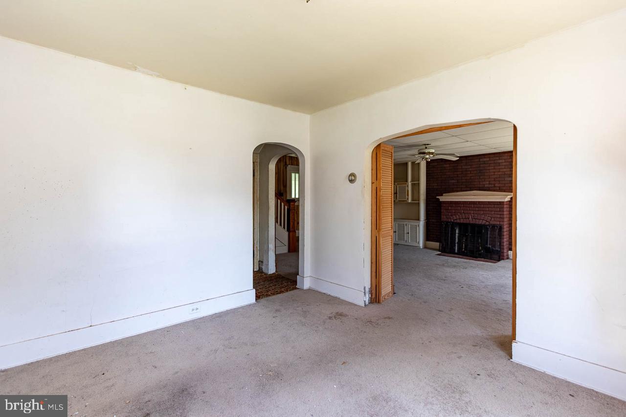 706 5TH STREET E