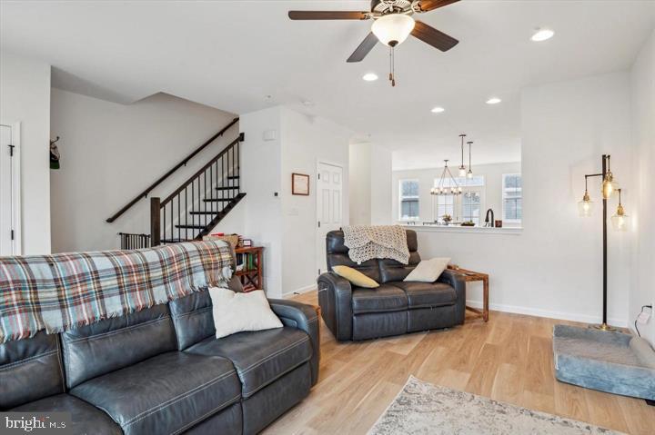 DEVON CREEK - Residential Lease