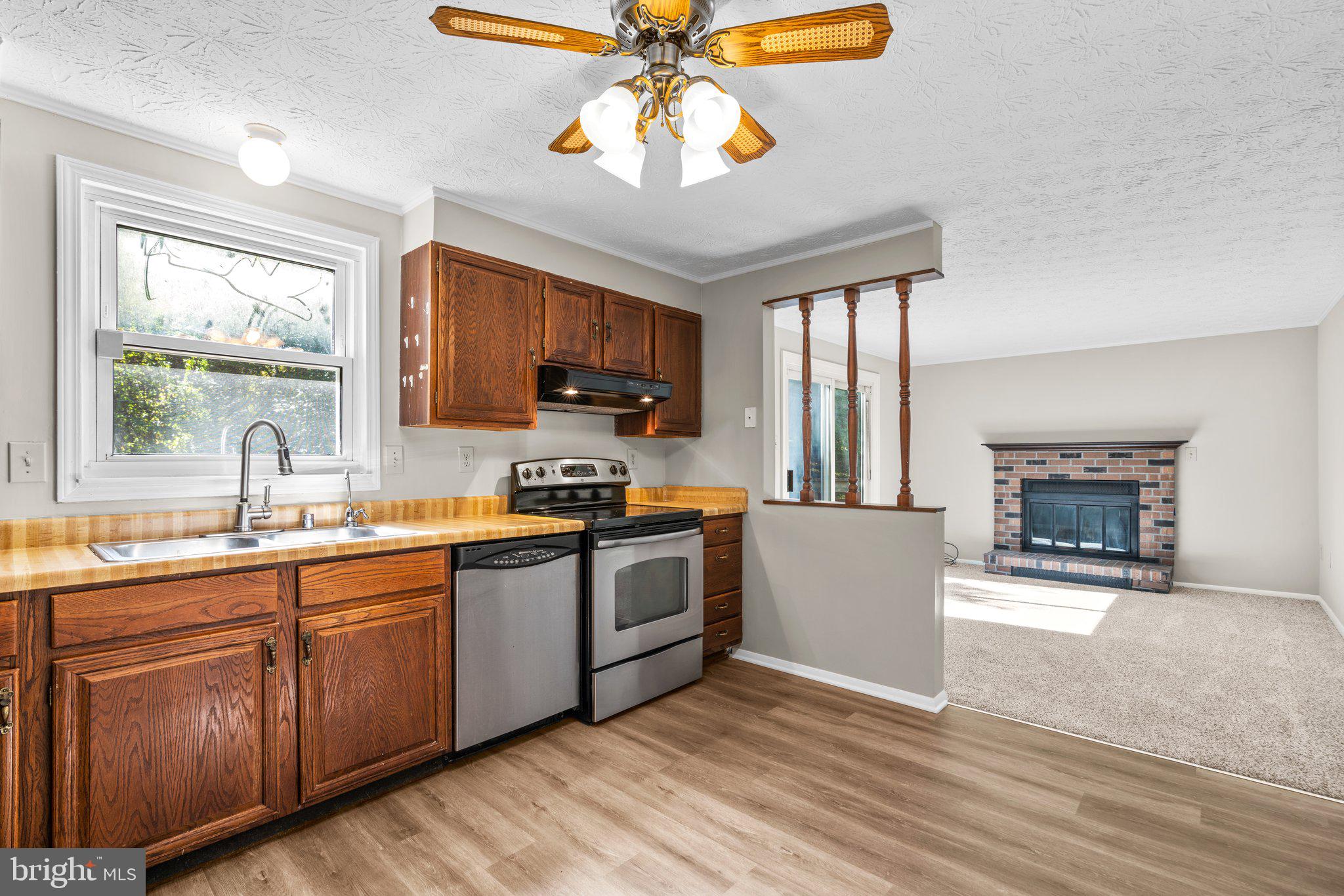 OAK SPRINGS - Residential