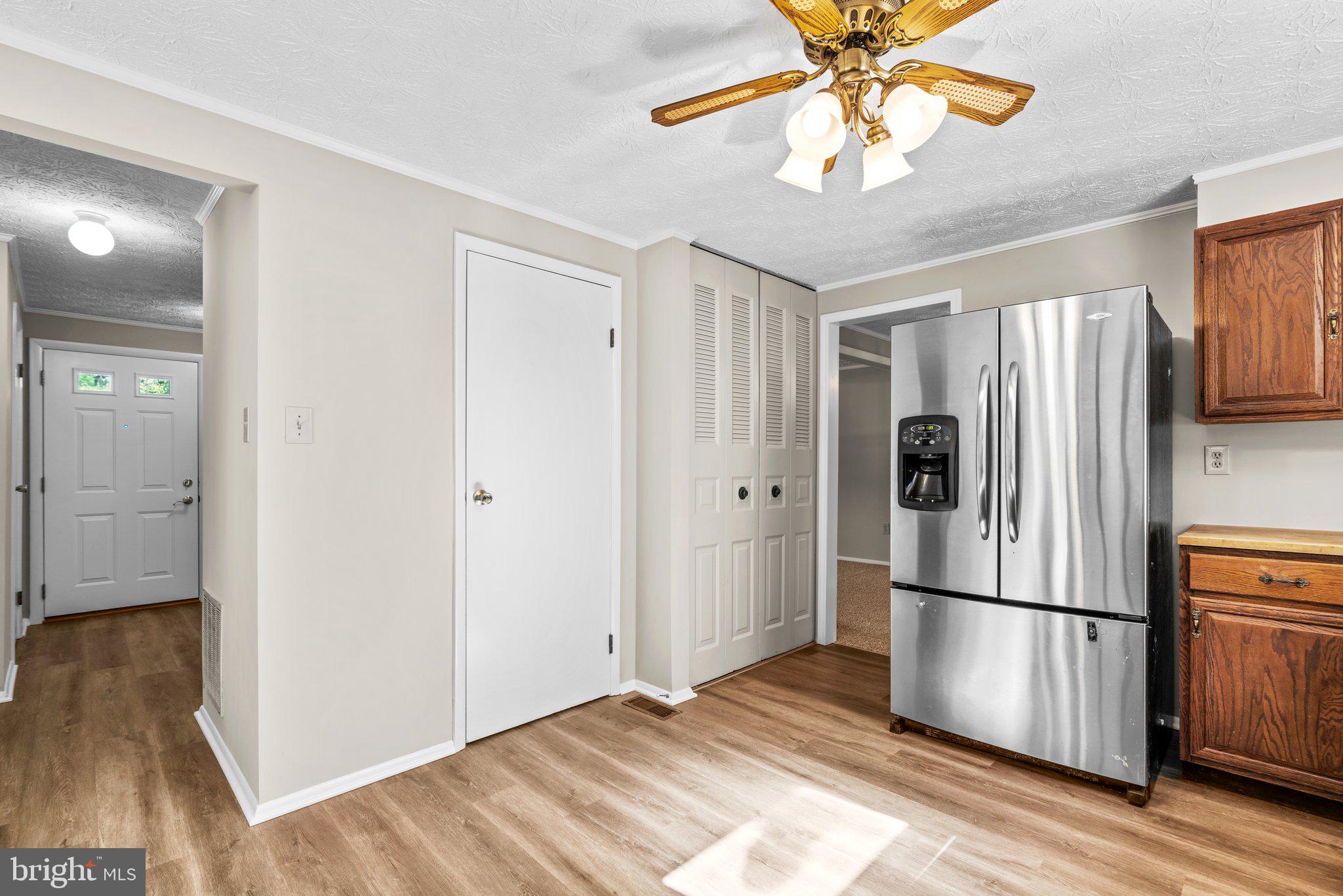 OAK SPRINGS - Residential