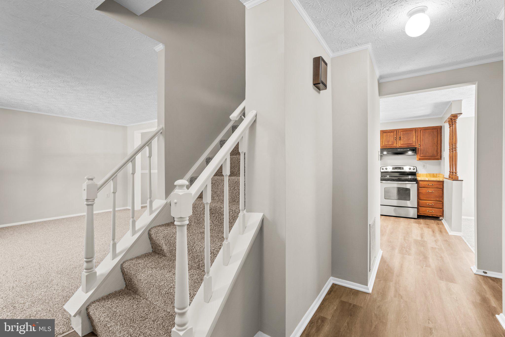 OAK SPRINGS - Residential