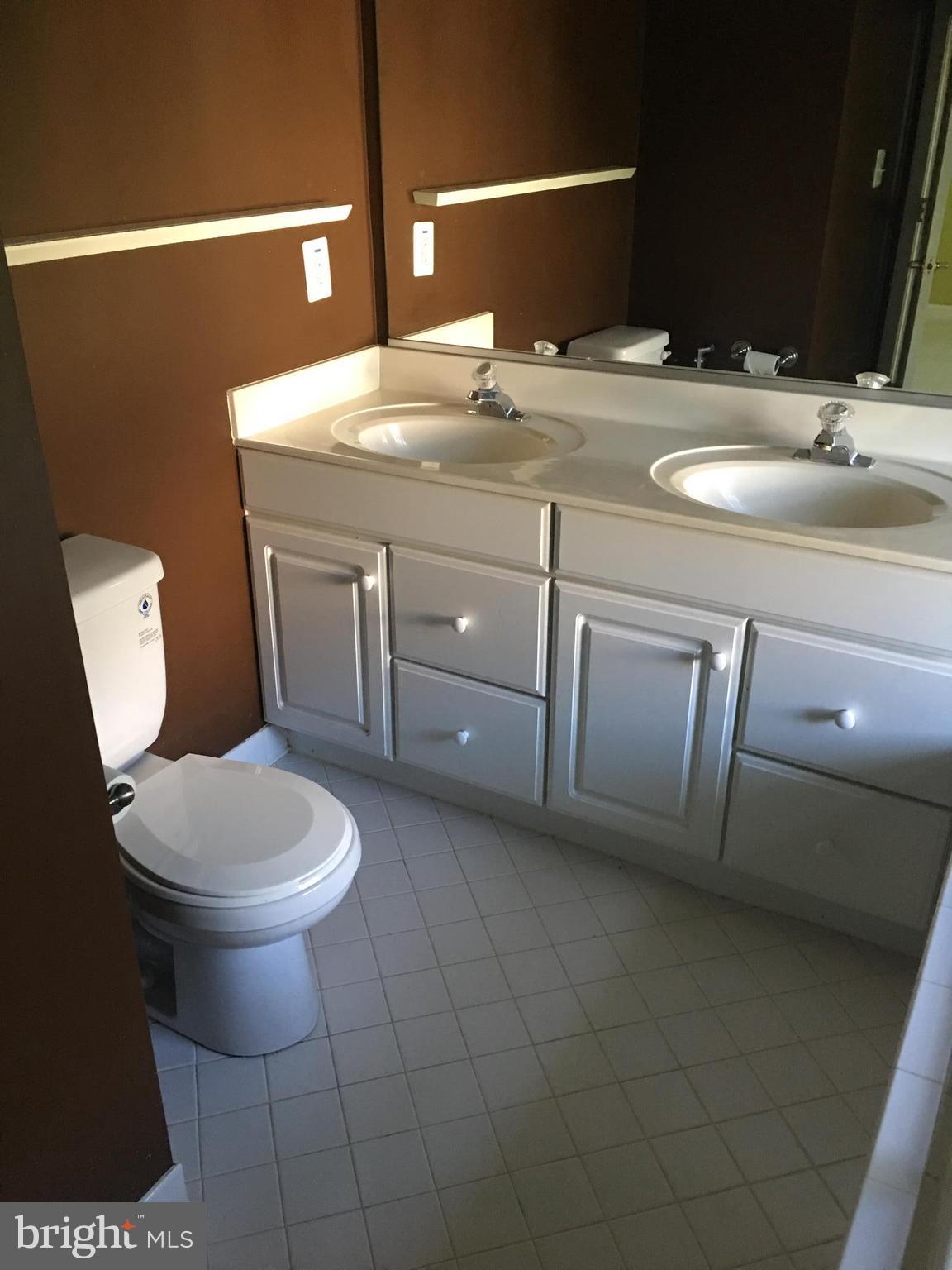 LOWES ISLAND - Residential Lease