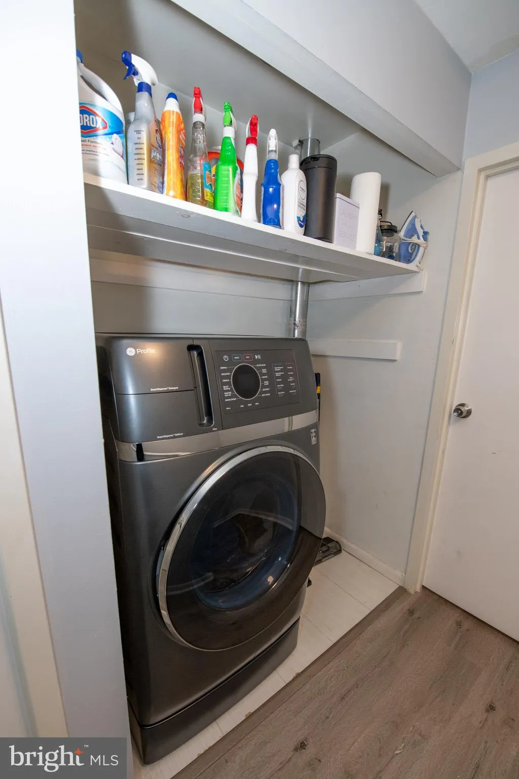 Philadelphia, Pennsylvania 19128, United States, 2 Bedrooms Bedrooms, ,3 BathroomsBathrooms,Residential,Pending,234758