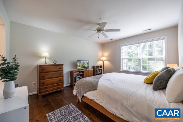 HOLLYMEAD - Residential