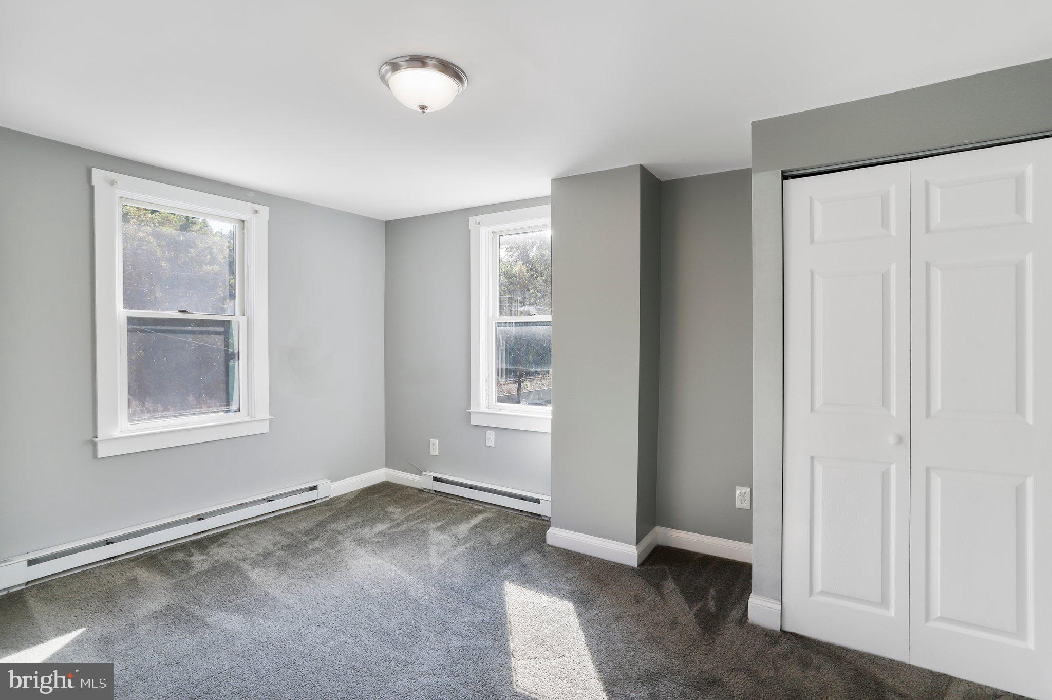 SANDYHOOK - Residential