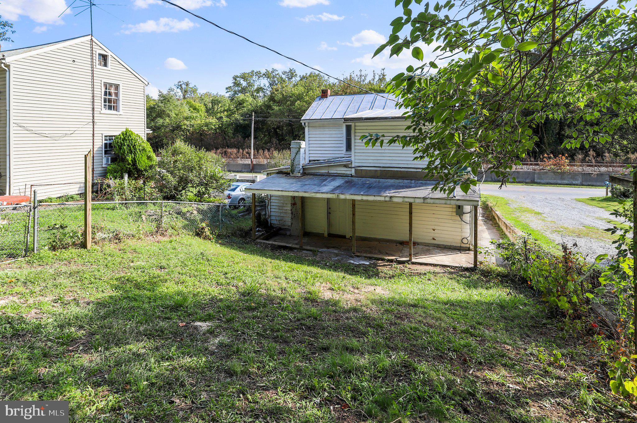 SANDYHOOK - Residential