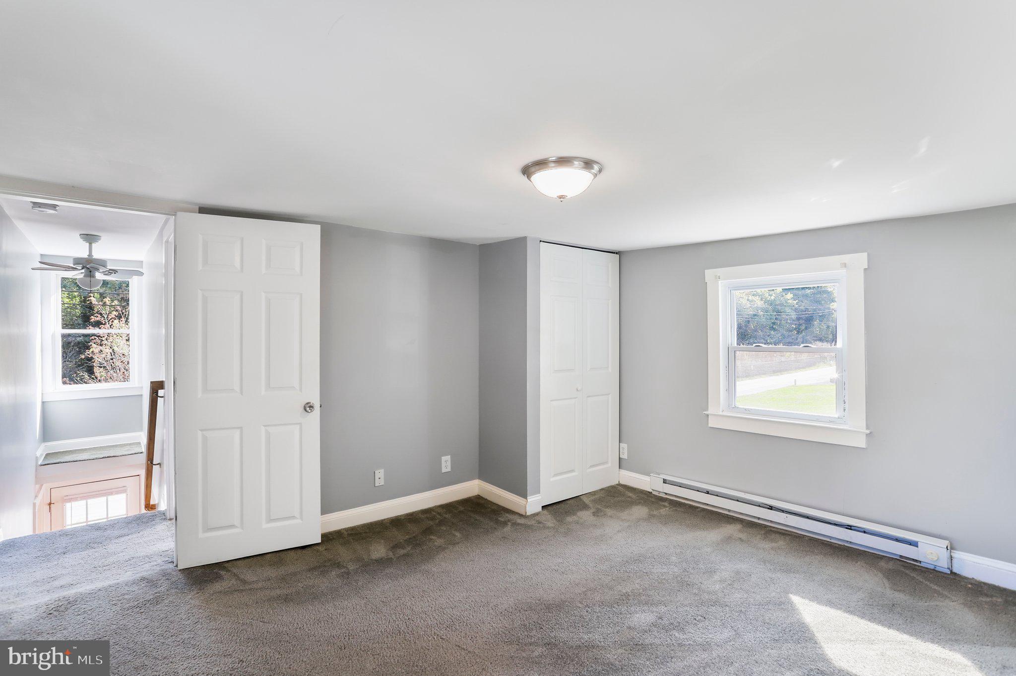 SANDYHOOK - Residential