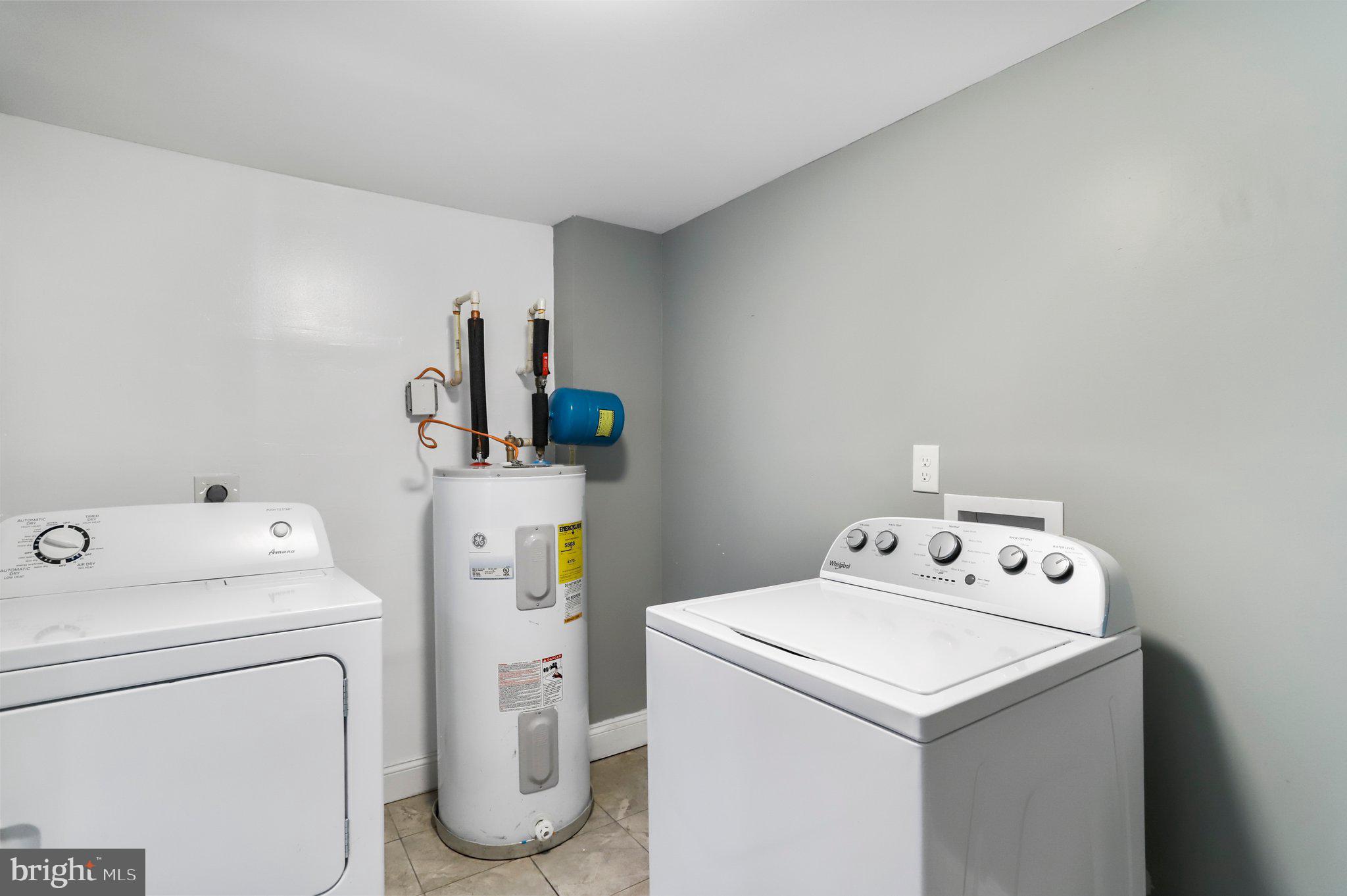 SANDYHOOK - Residential