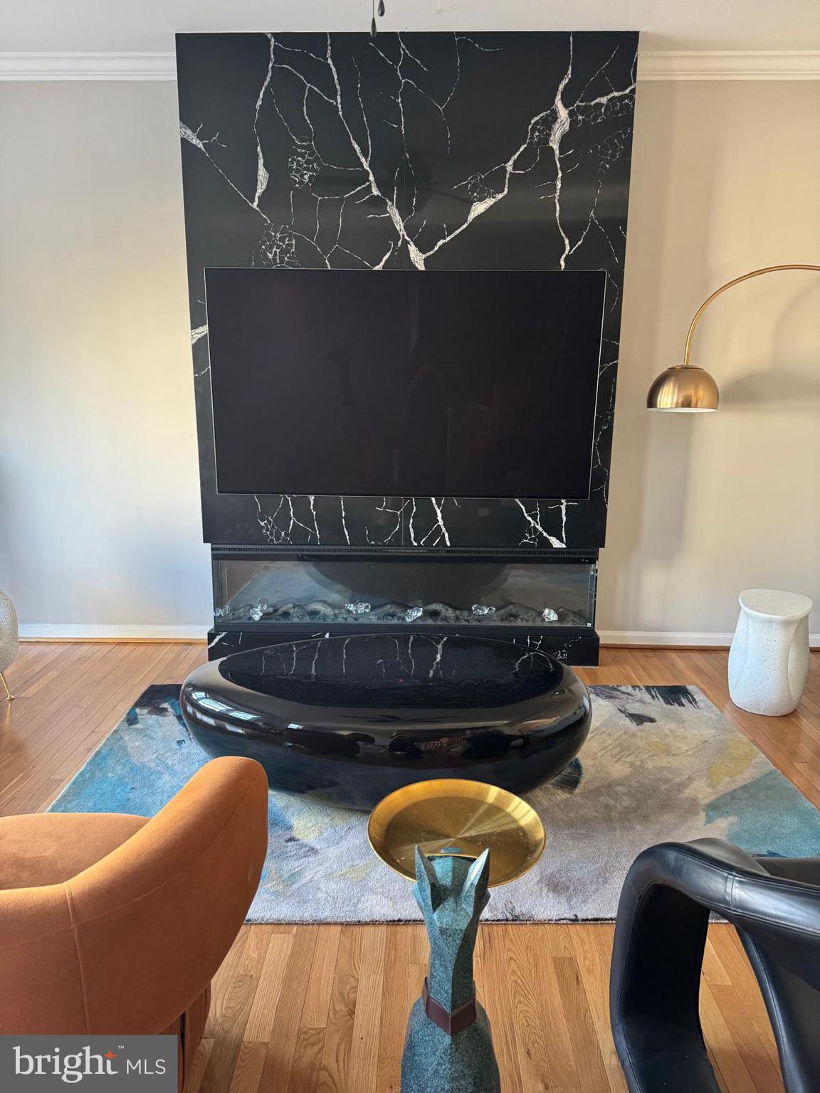 WELLESLEY - Residential Lease