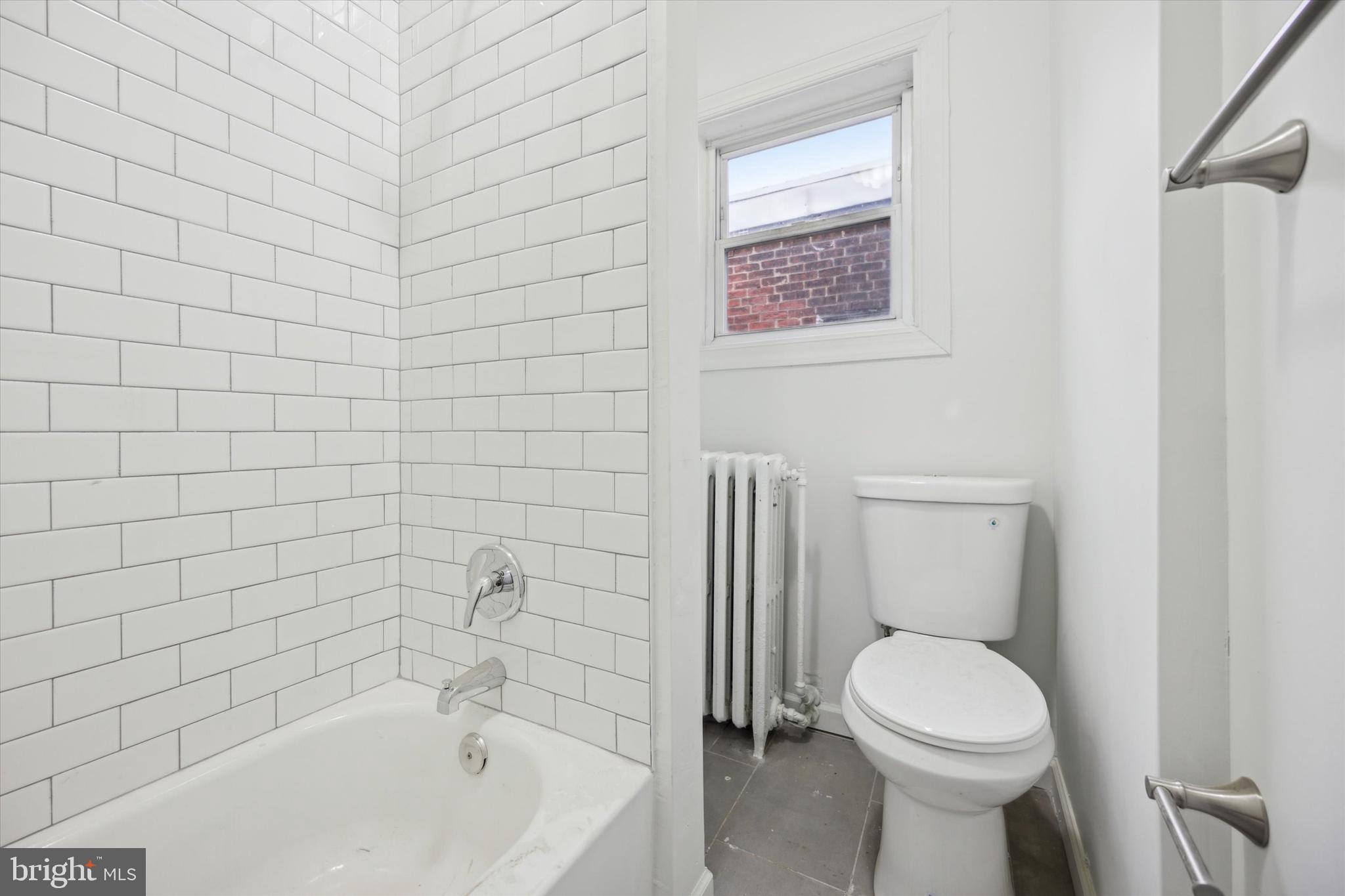 MANTUA - Residential