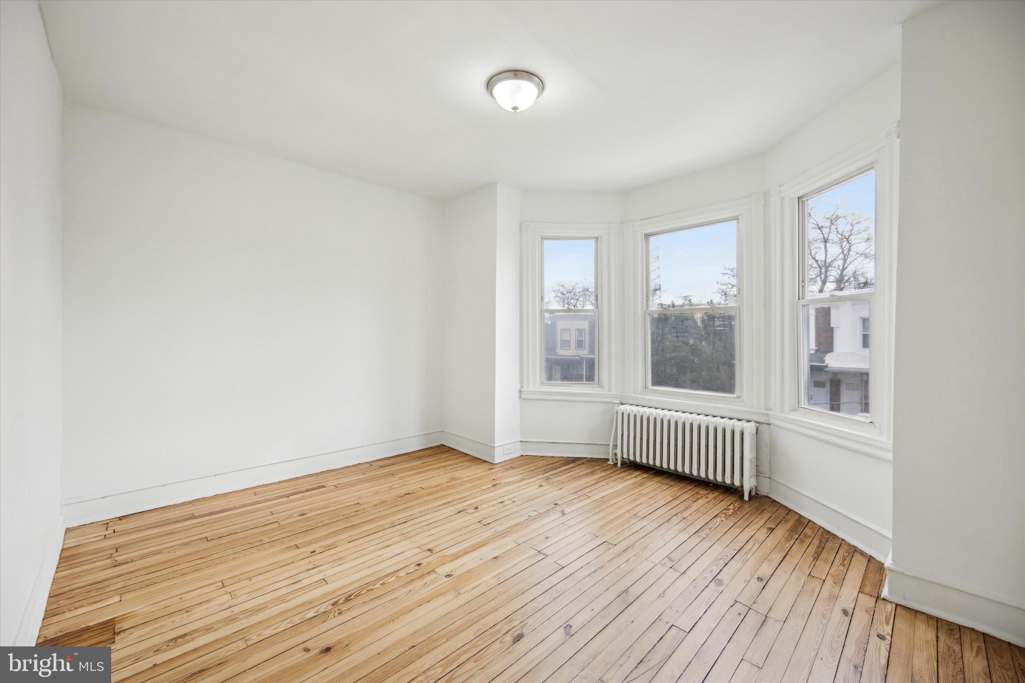 MANTUA - Residential