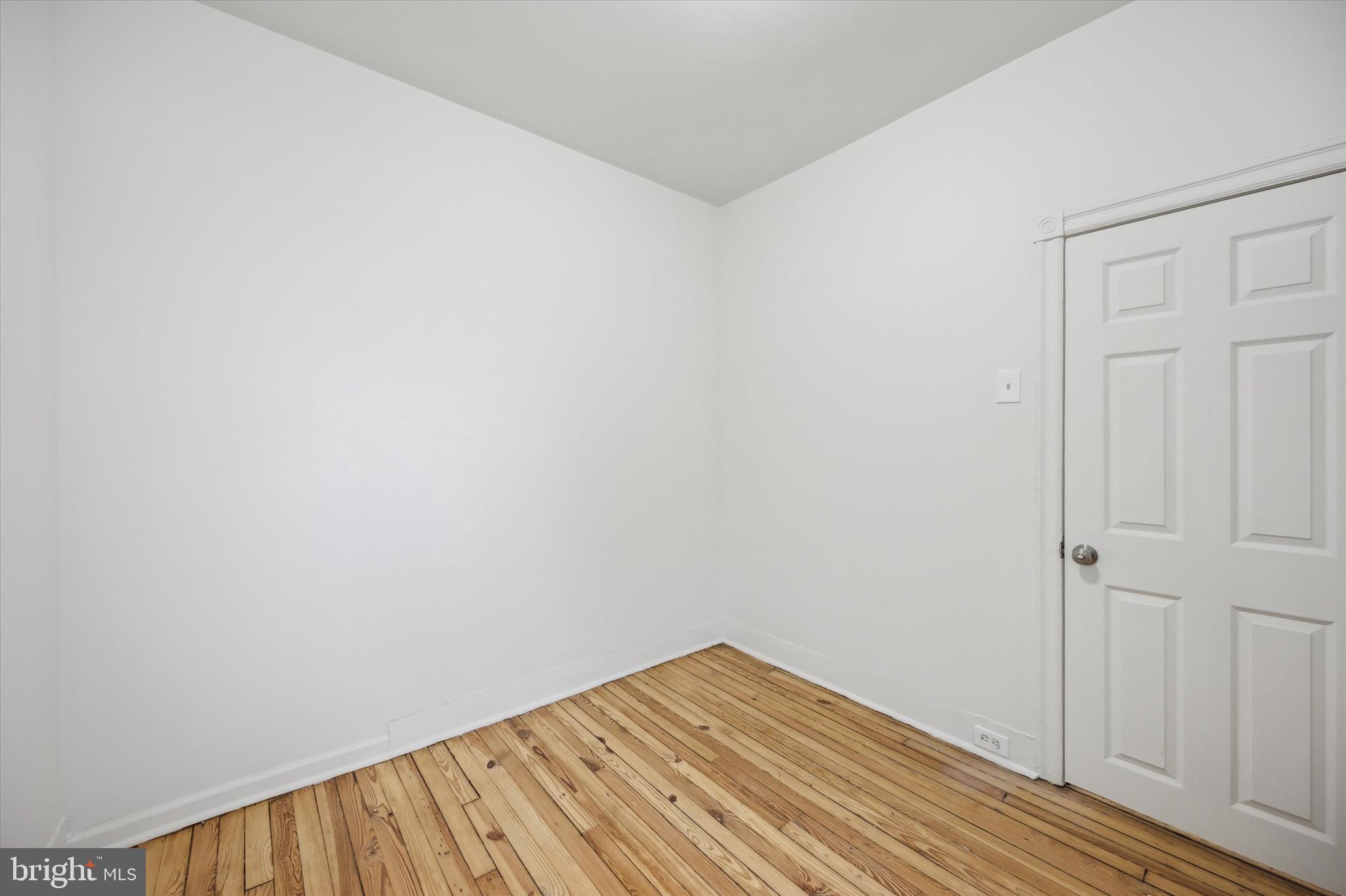MANTUA - Residential