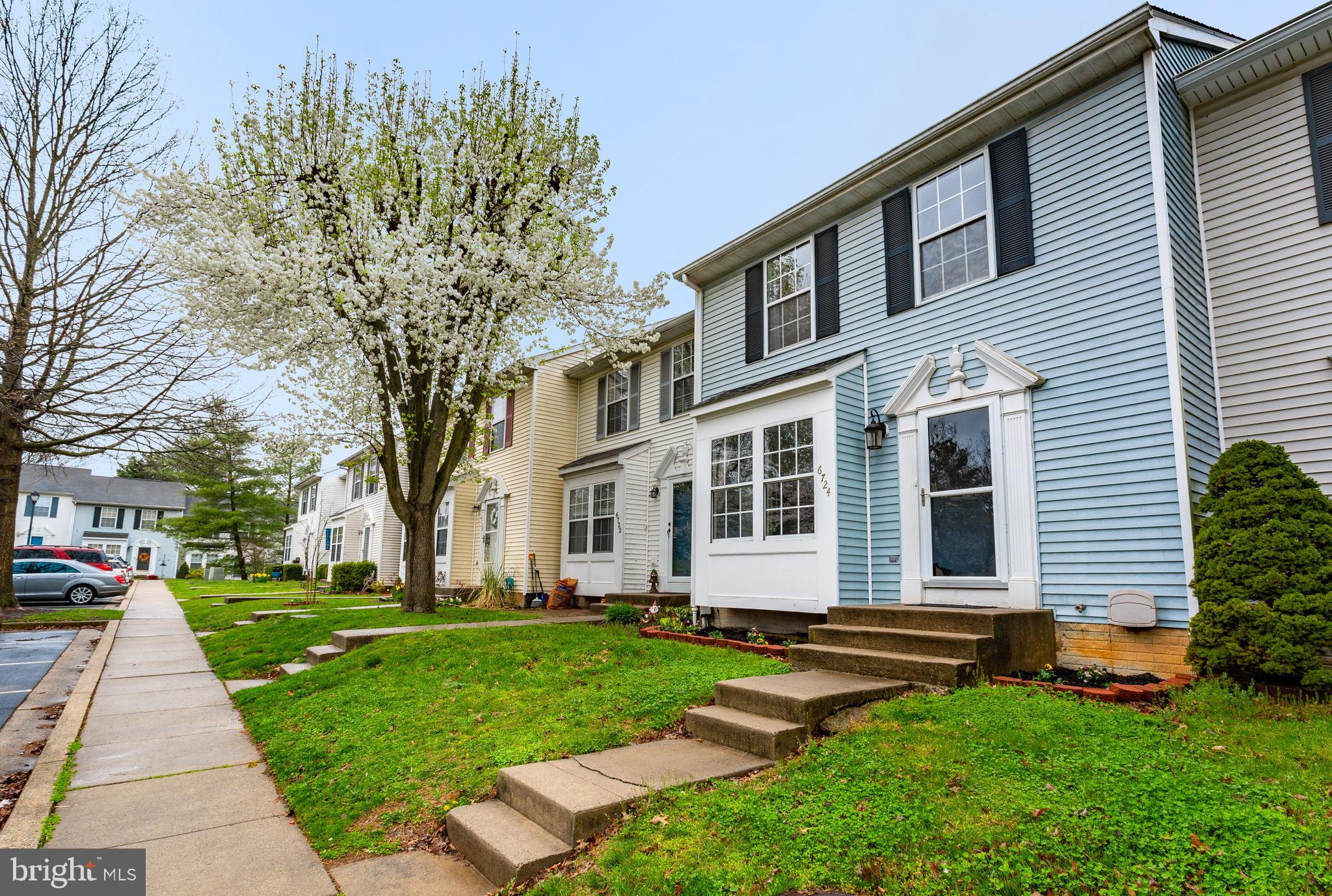 ROBIN MEADOWS - Residential