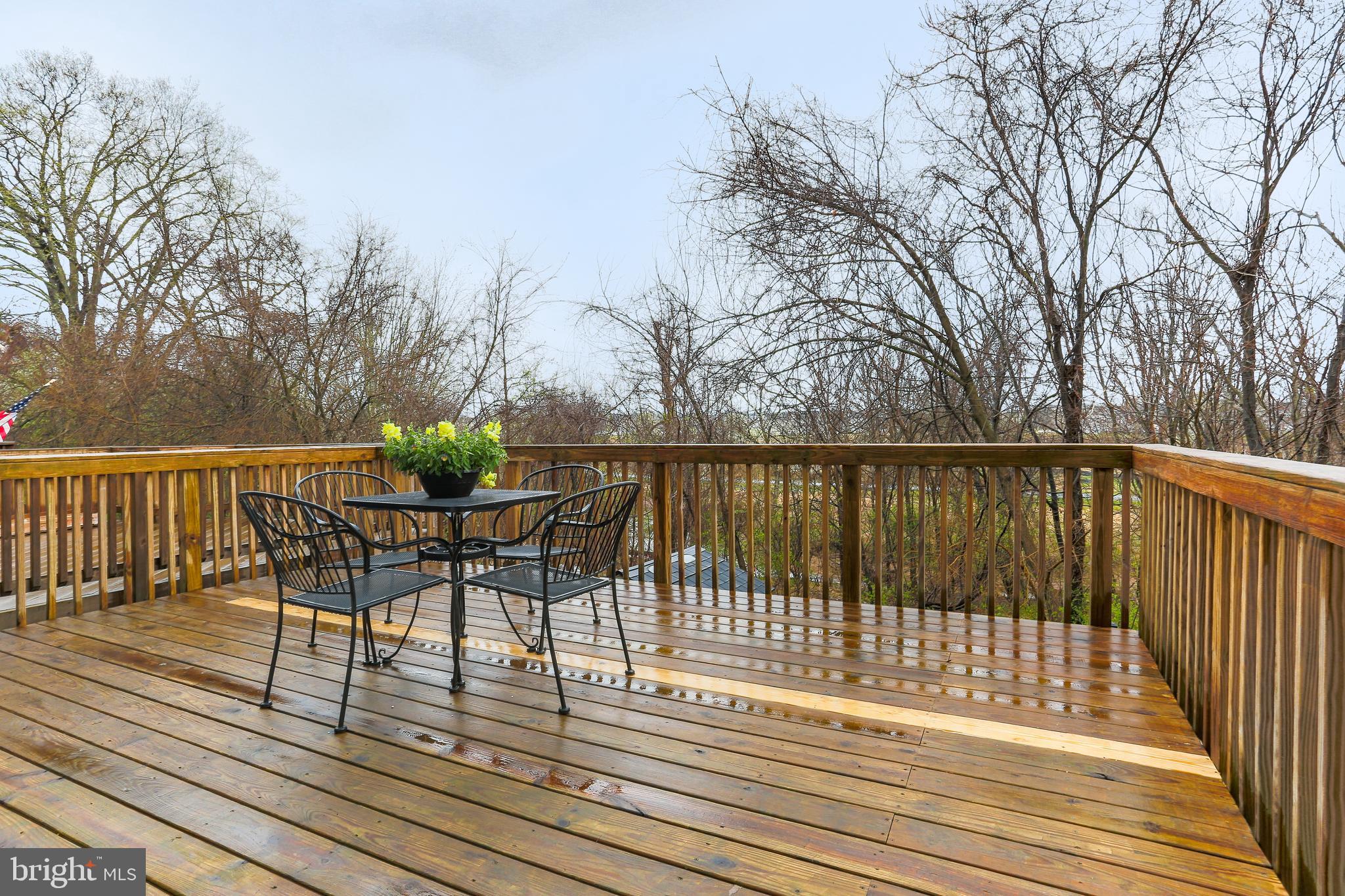 ROBIN MEADOWS - Residential