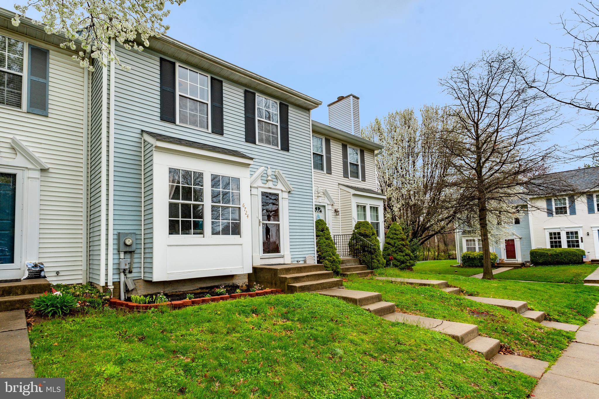 ROBIN MEADOWS - Residential