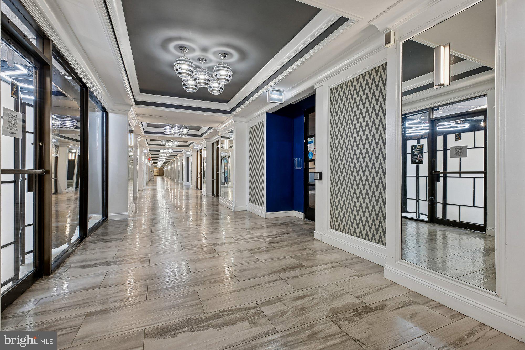 PROMENADE TOWERS - Residential