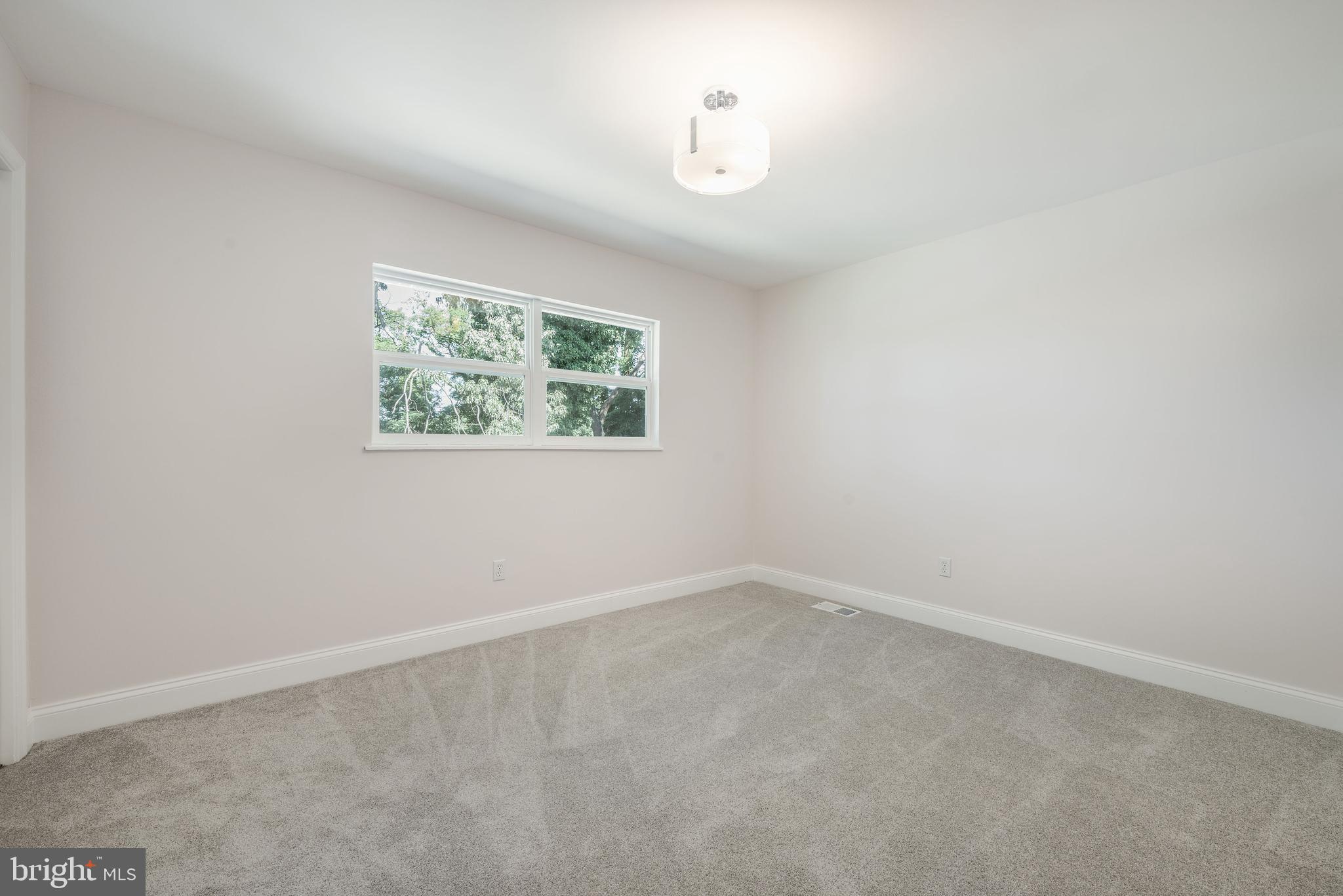 ARDMORE ESTATES - Residential