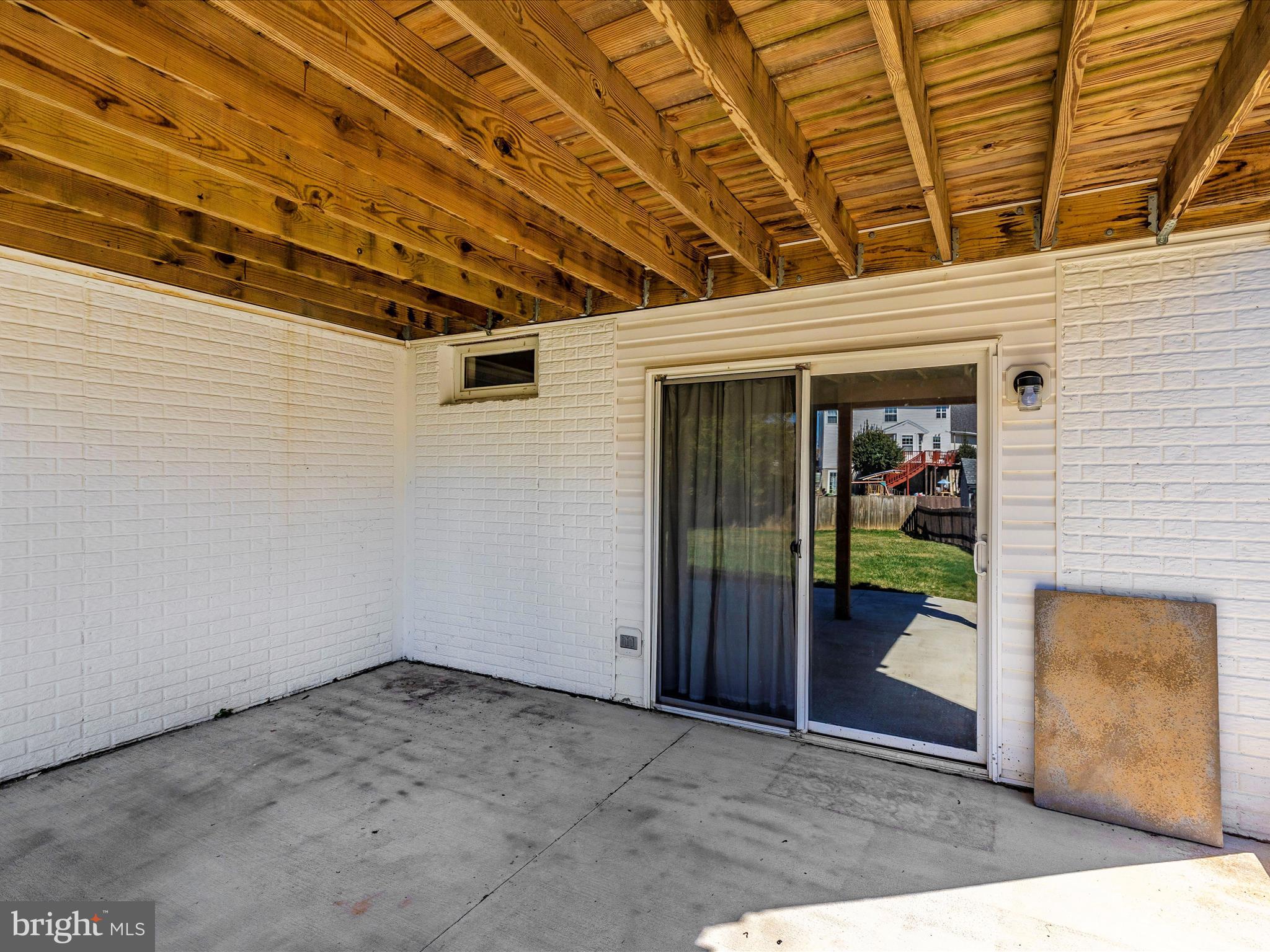 WELLINGTON TRACE - Residential