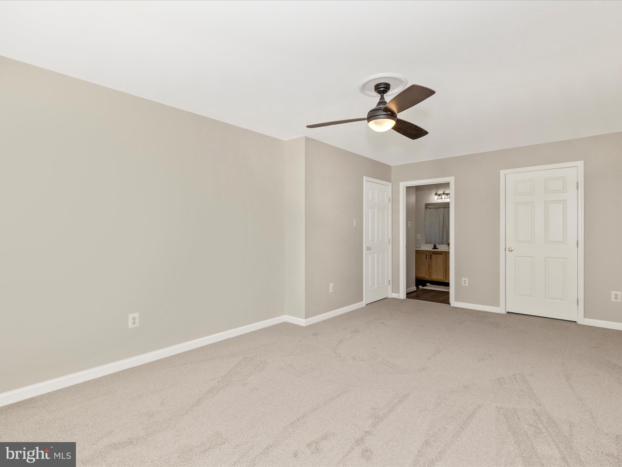 WELLINGTON TRACE - Residential