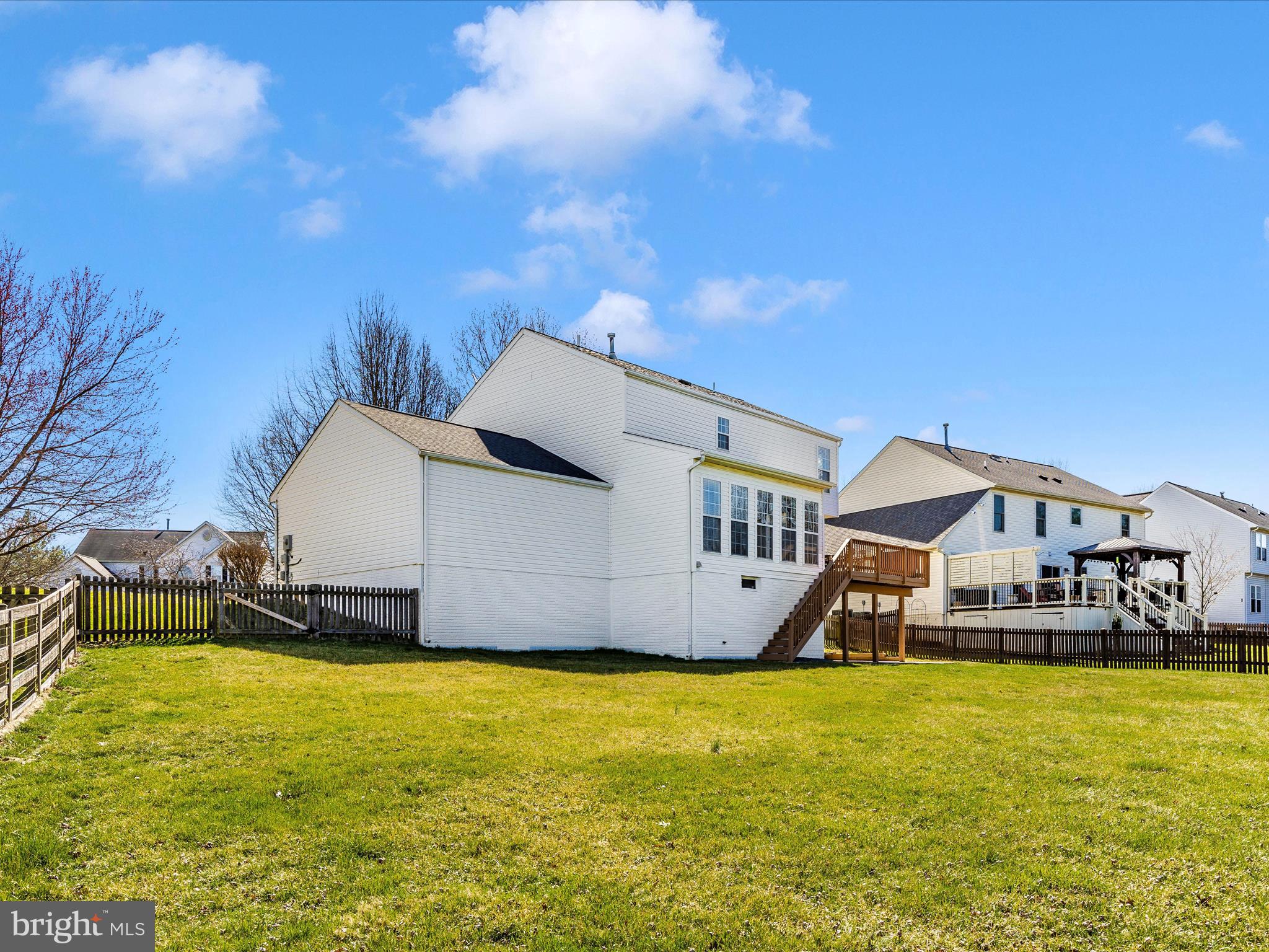 WELLINGTON TRACE - Residential