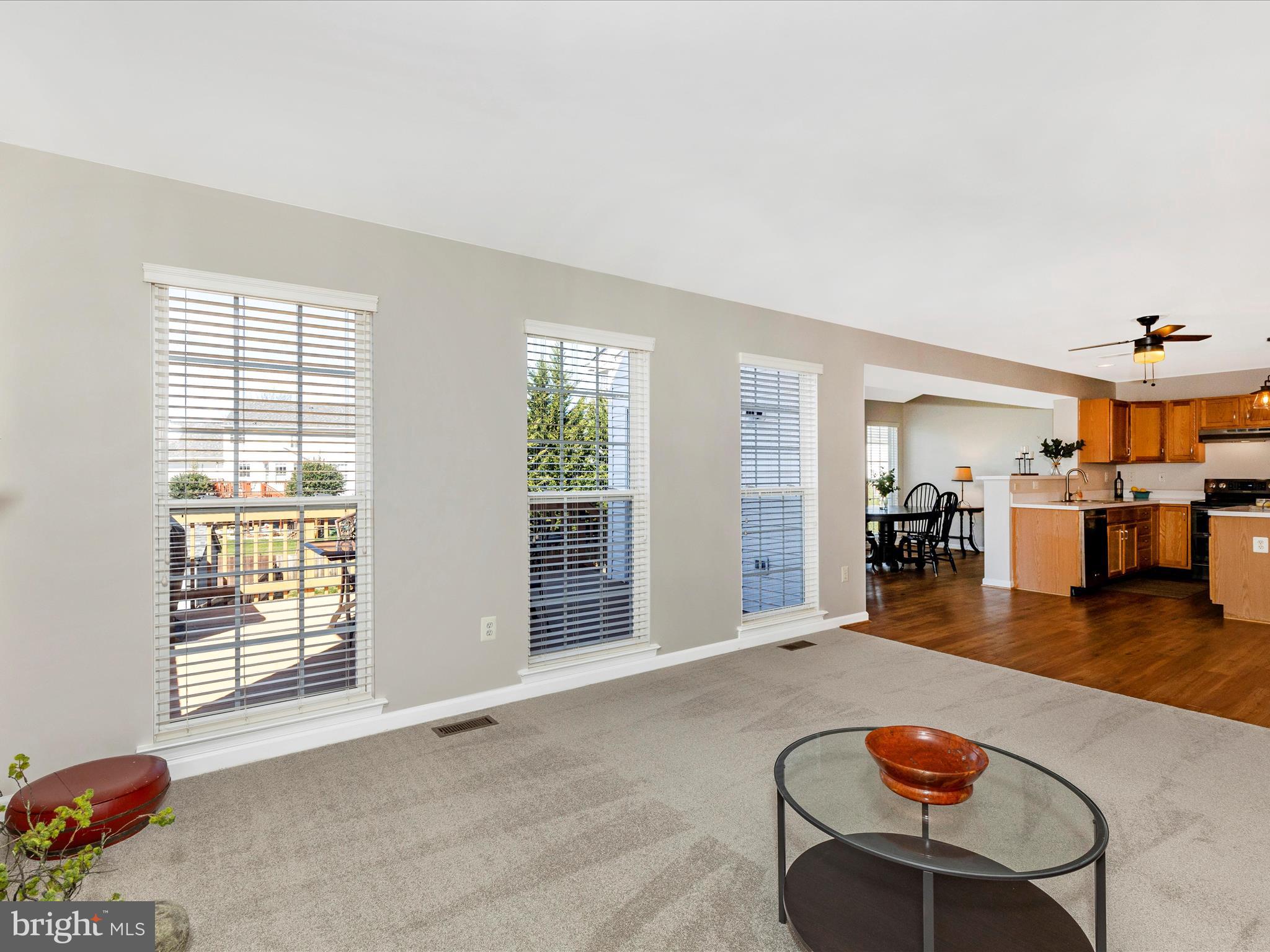 WELLINGTON TRACE - Residential