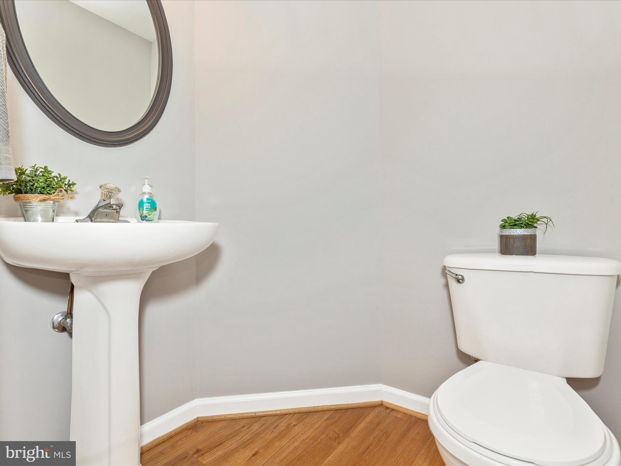 WELLINGTON TRACE - Residential