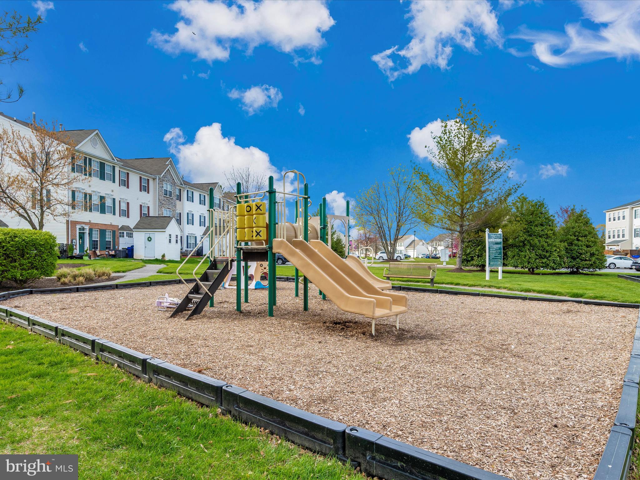 WELLINGTON TRACE - Residential