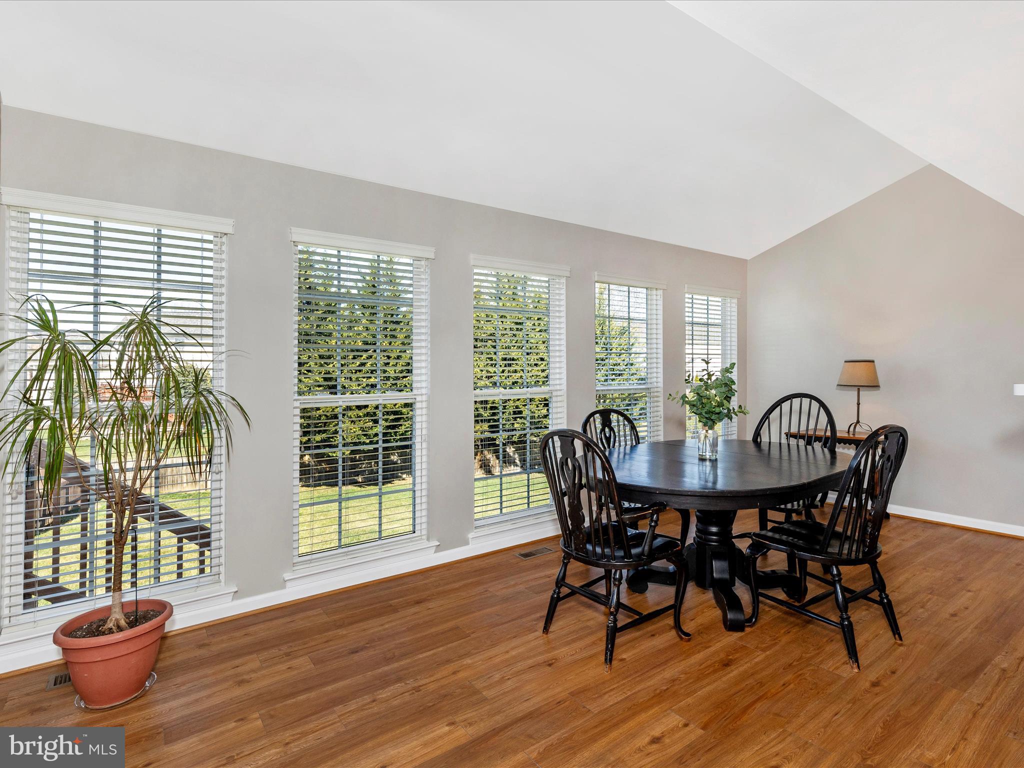 WELLINGTON TRACE - Residential