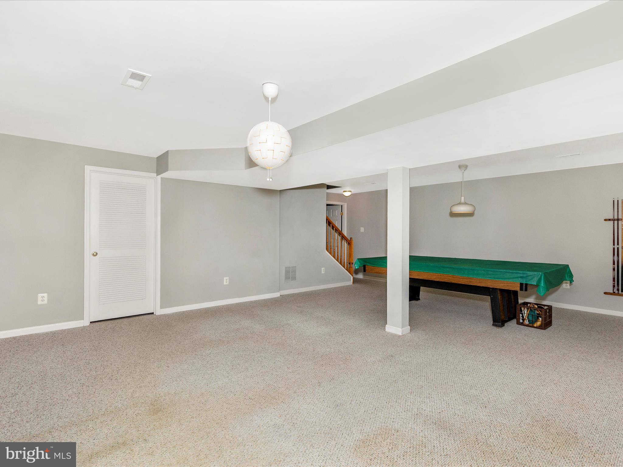 WELLINGTON TRACE - Residential