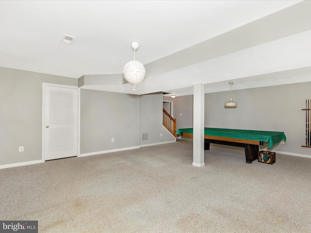 listing image 44
