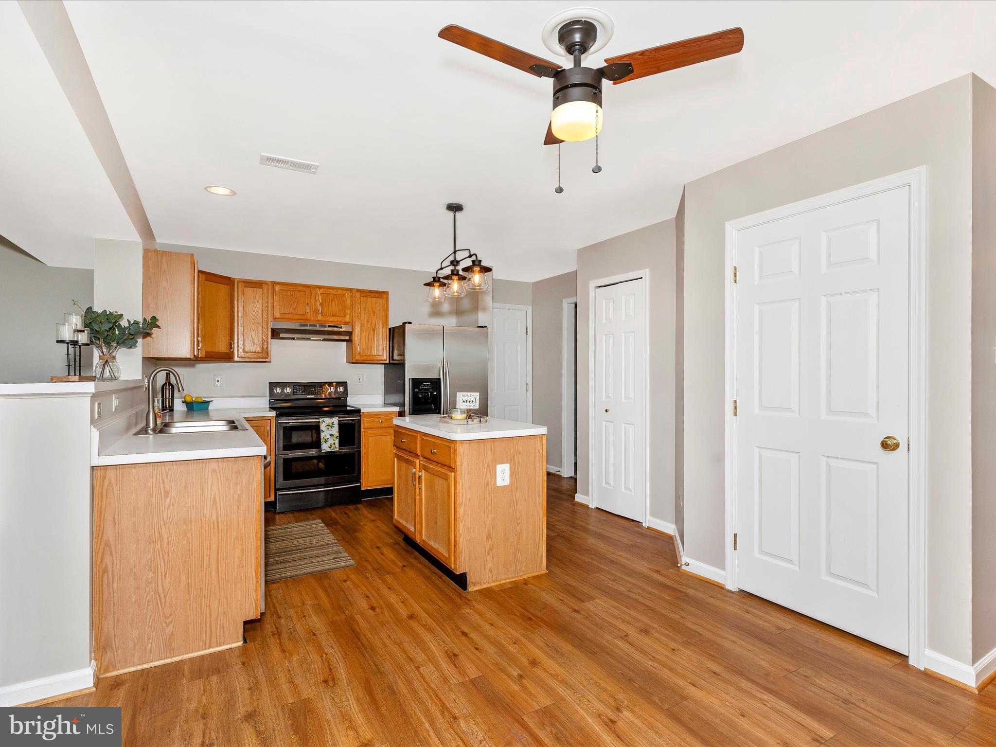 WELLINGTON TRACE - Residential