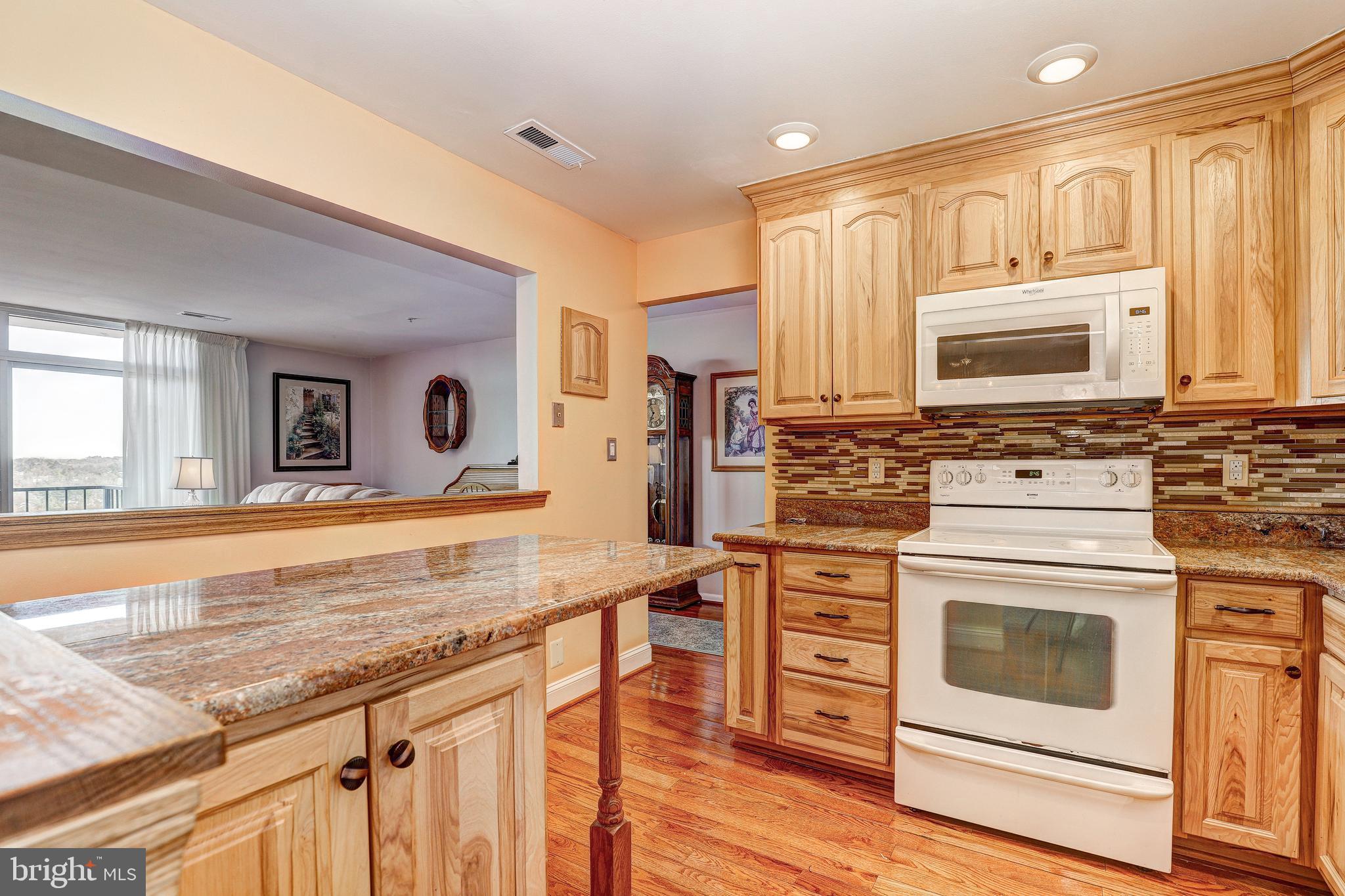 DULANEY TOWERS - Residential