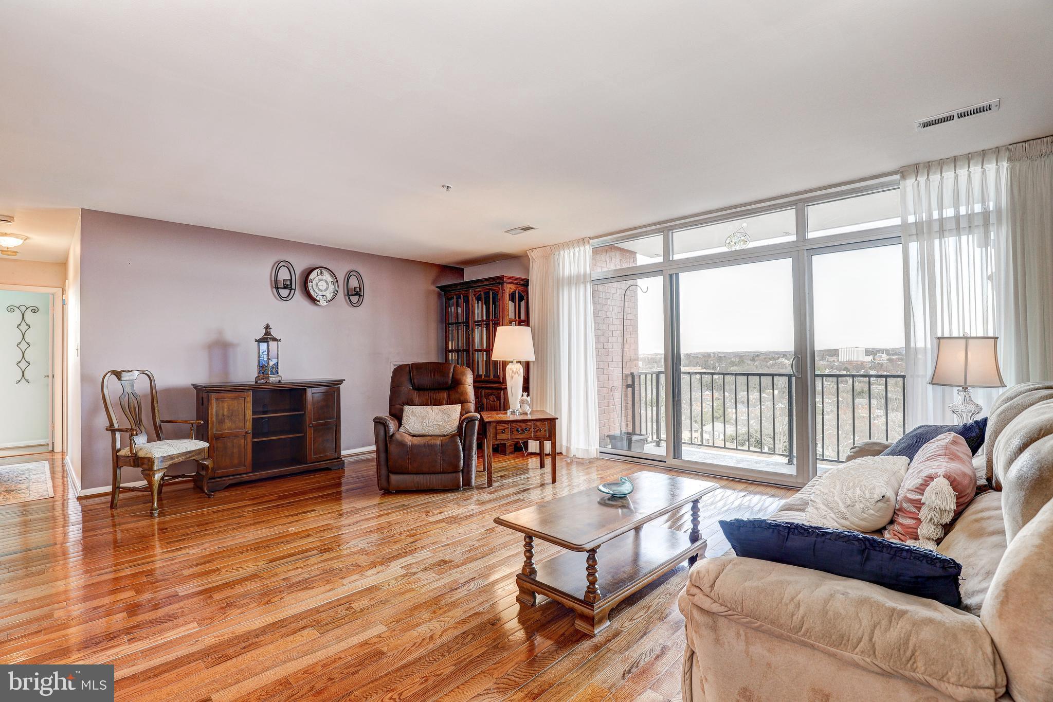 DULANEY TOWERS - Residential