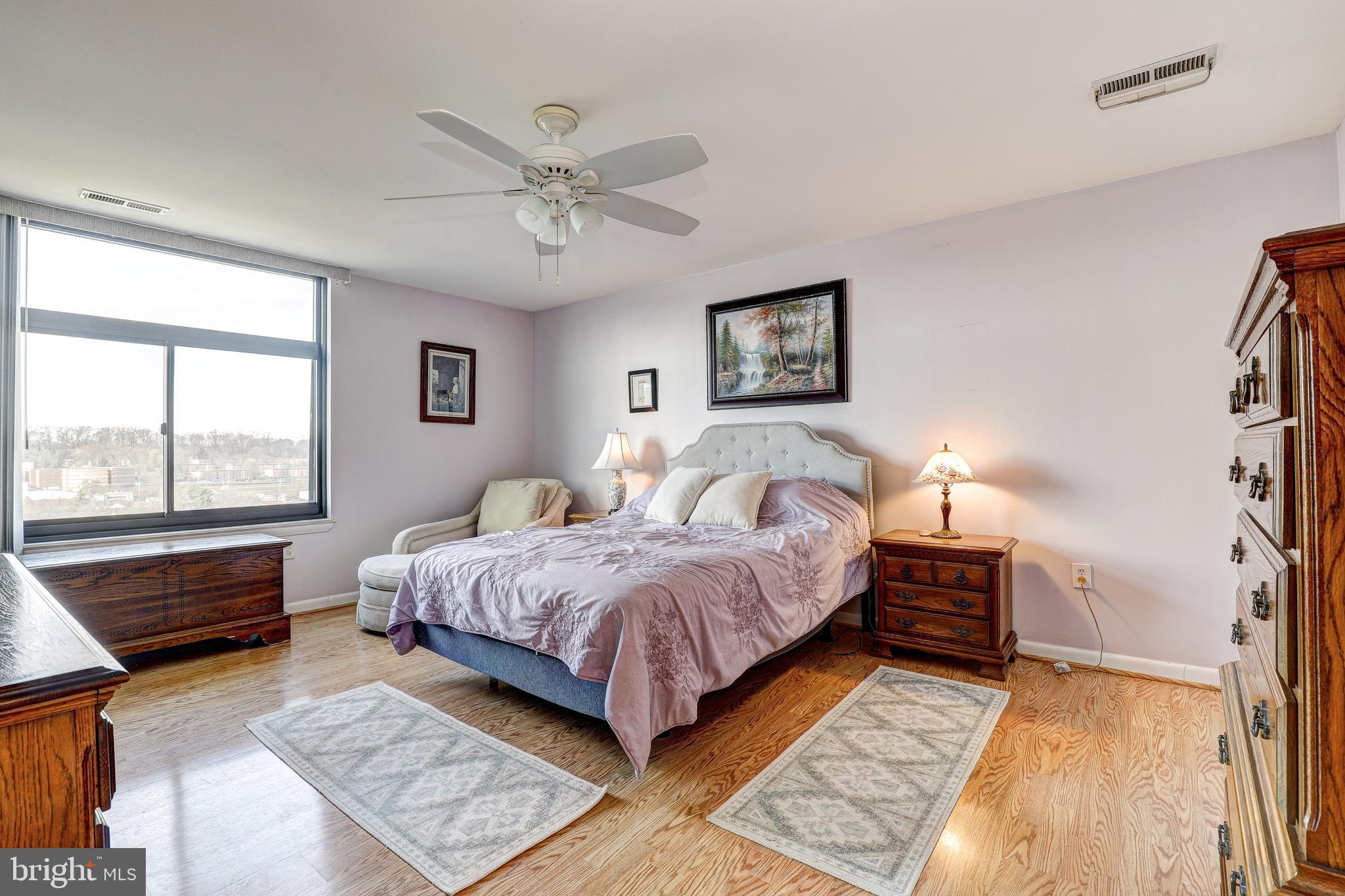 DULANEY TOWERS - Residential