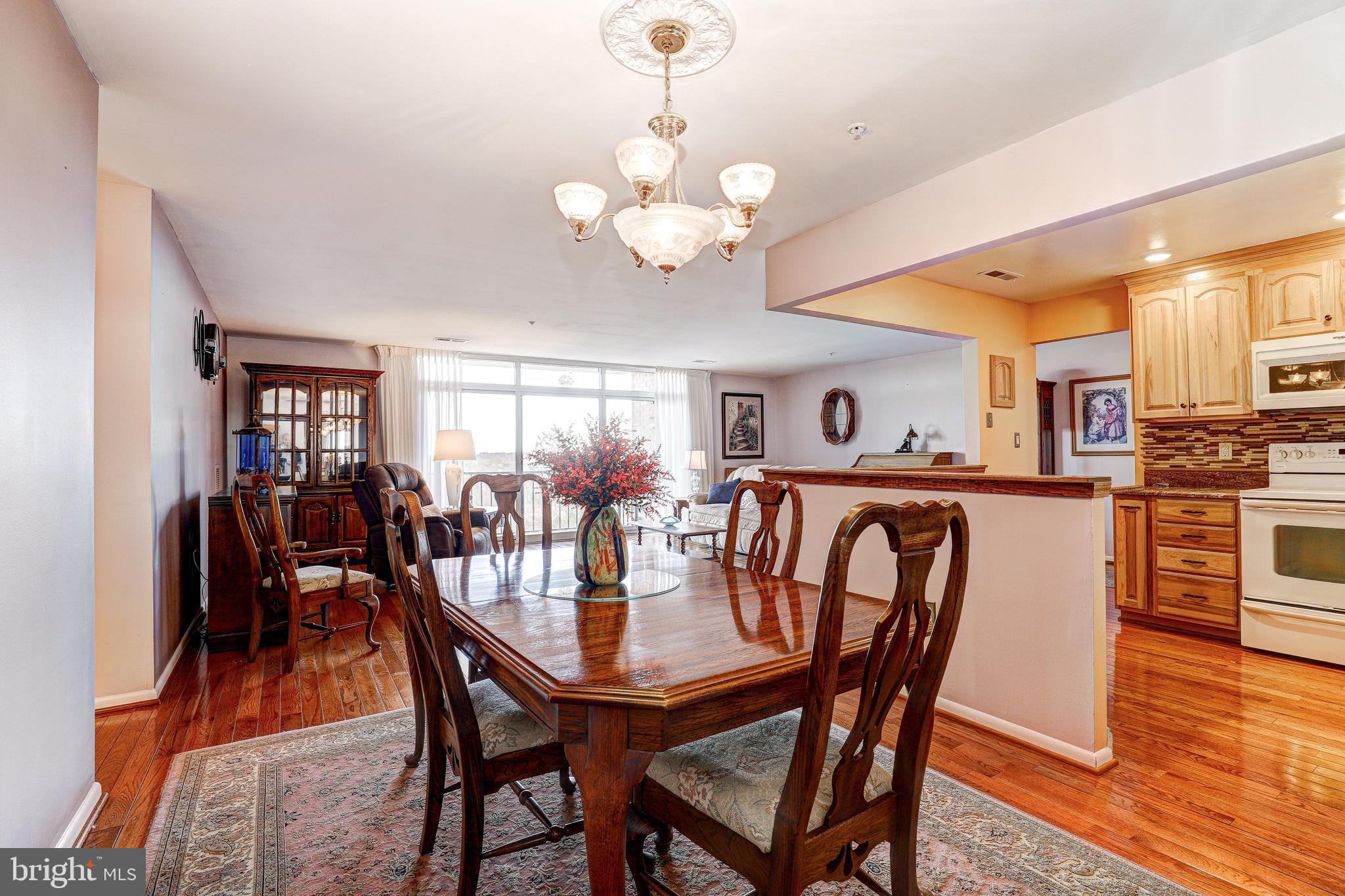 DULANEY TOWERS - Residential