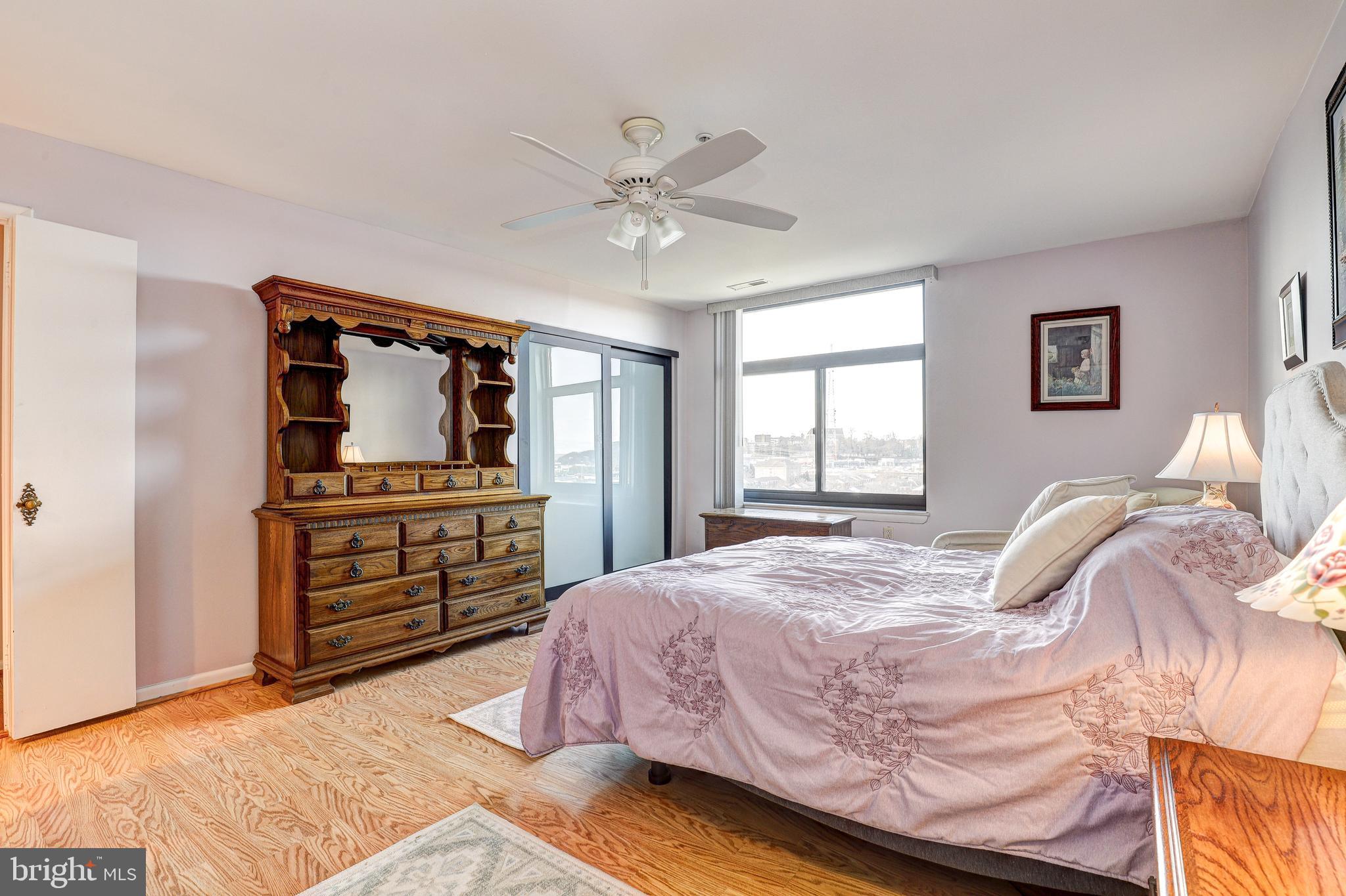 DULANEY TOWERS - Residential