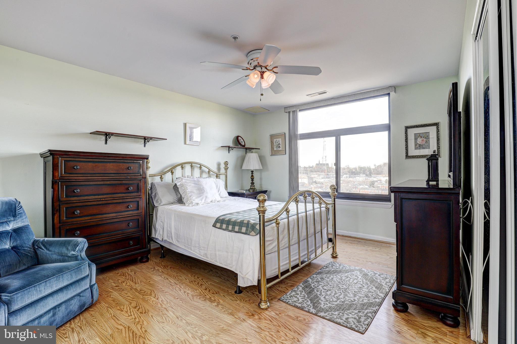 DULANEY TOWERS - Residential