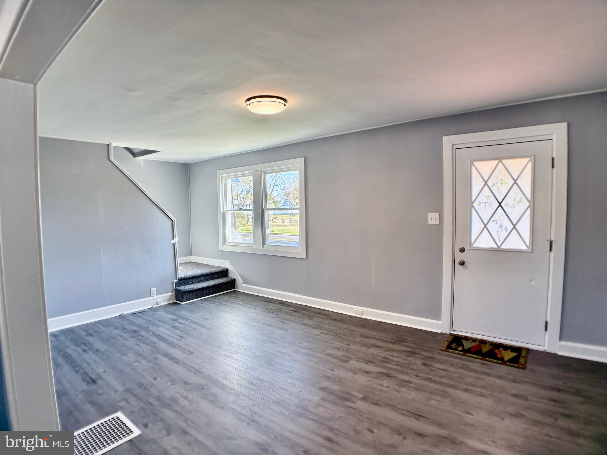 1107 CINNAMINSON AVENUE