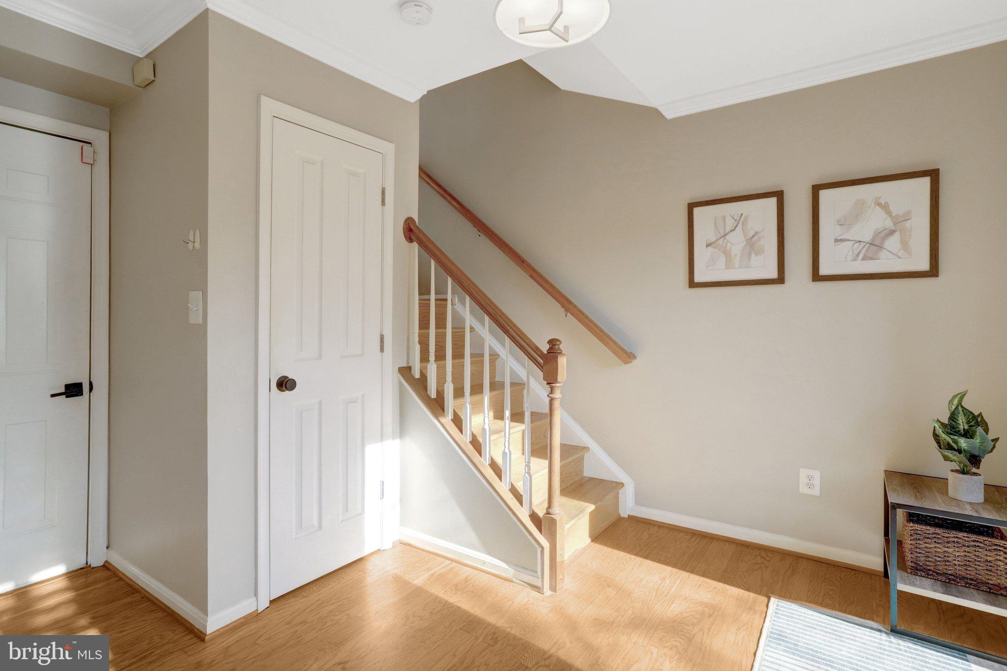 2422 N HAMPTON DRIVE