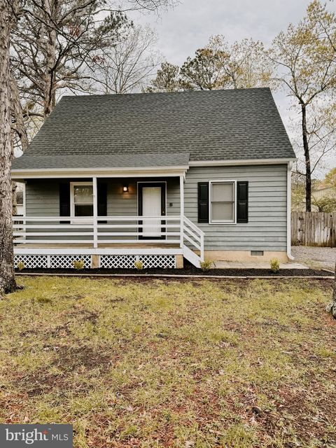 Homes For Sale - 6 Courtside Lane<br/> ASHLAND, VA 23005