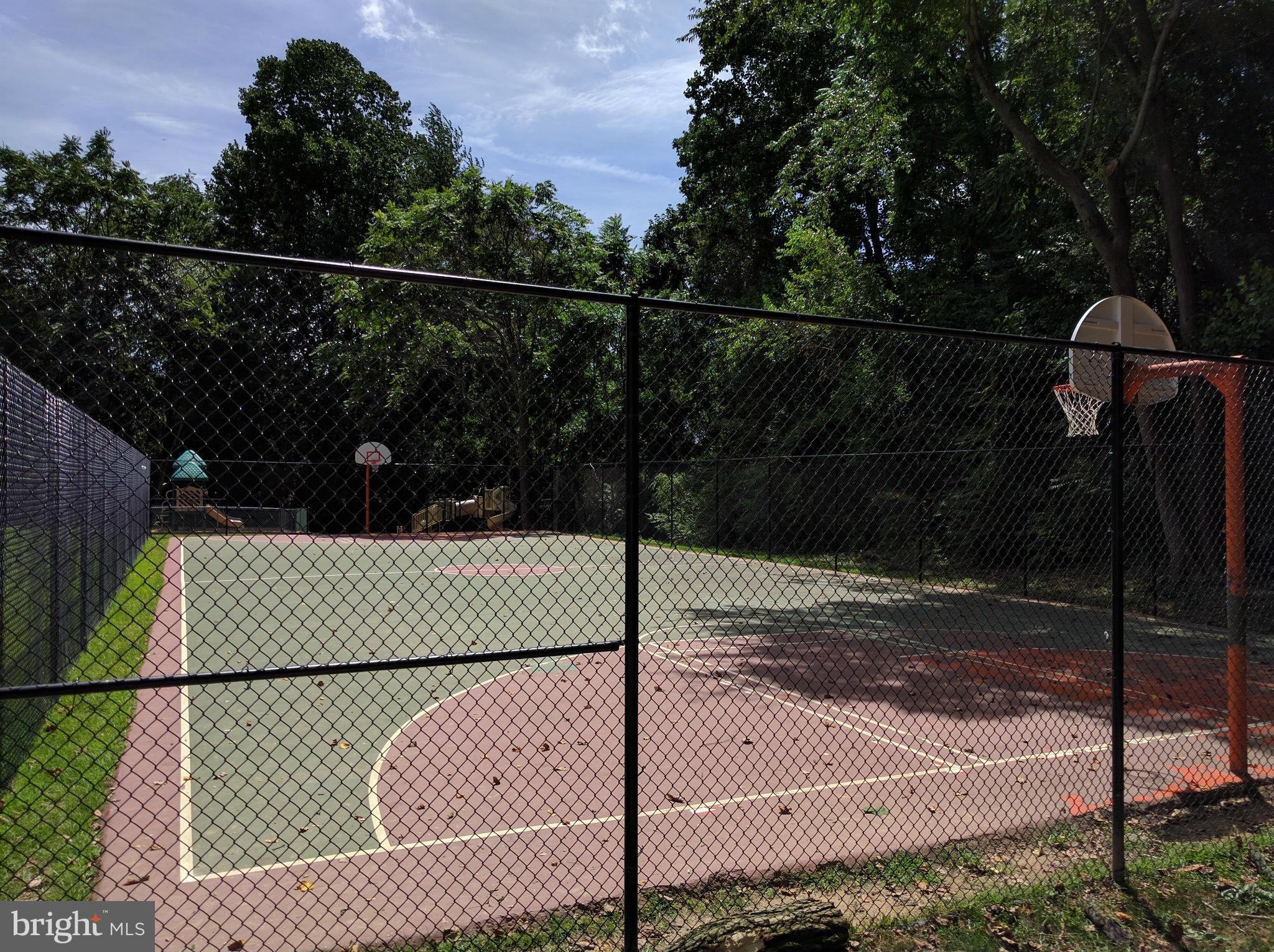 LAFAYETTE PARK - Residential