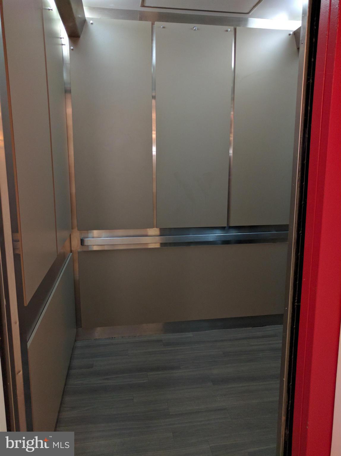 LAFAYETTE PARK - Residential