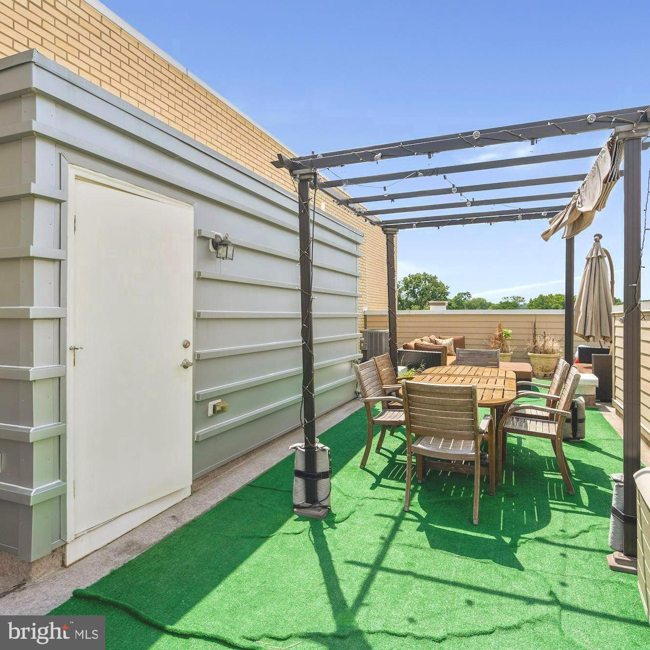 POTOMAC YARD - Residential