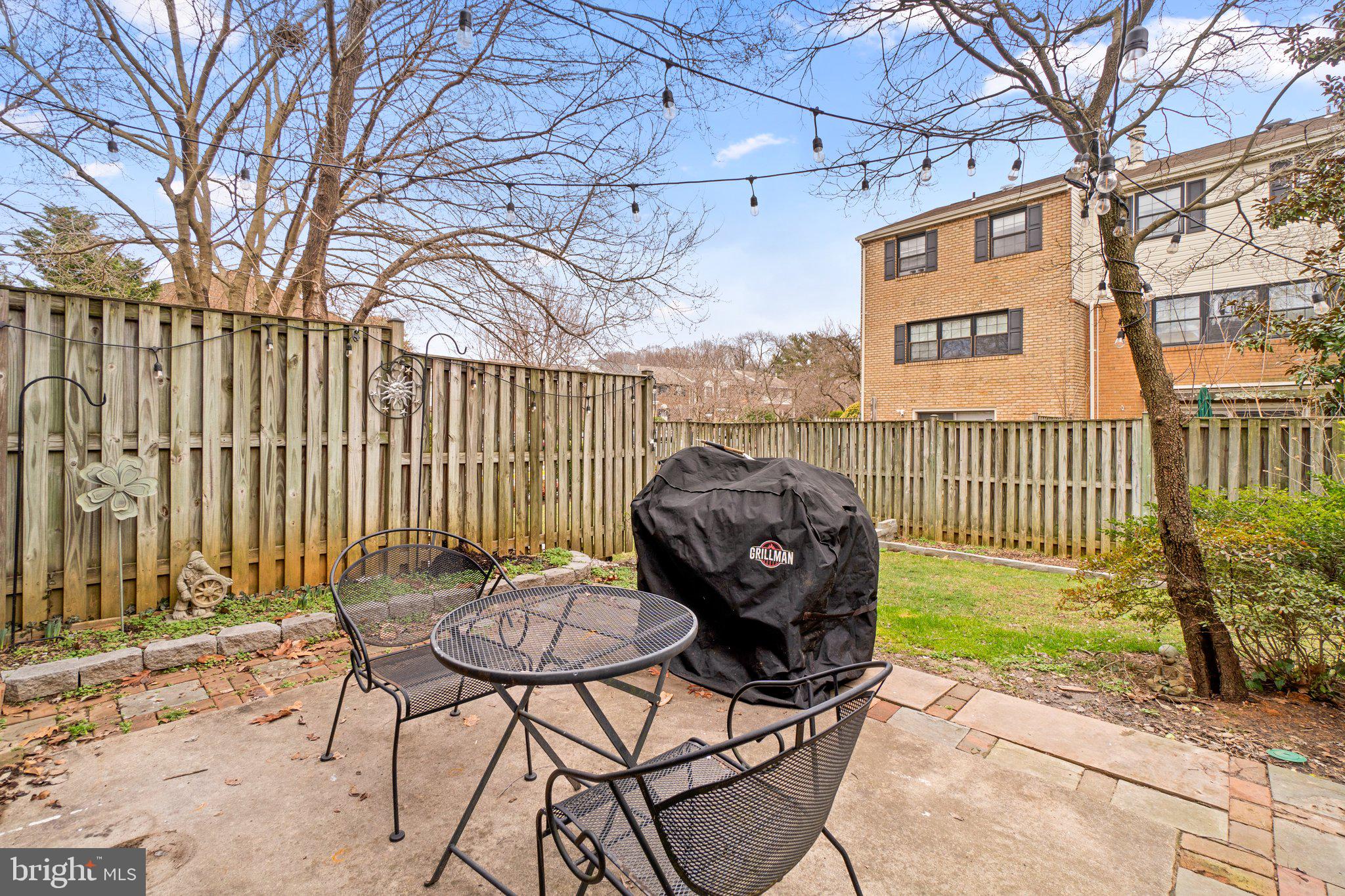 DULANEY TOWERS - Residential