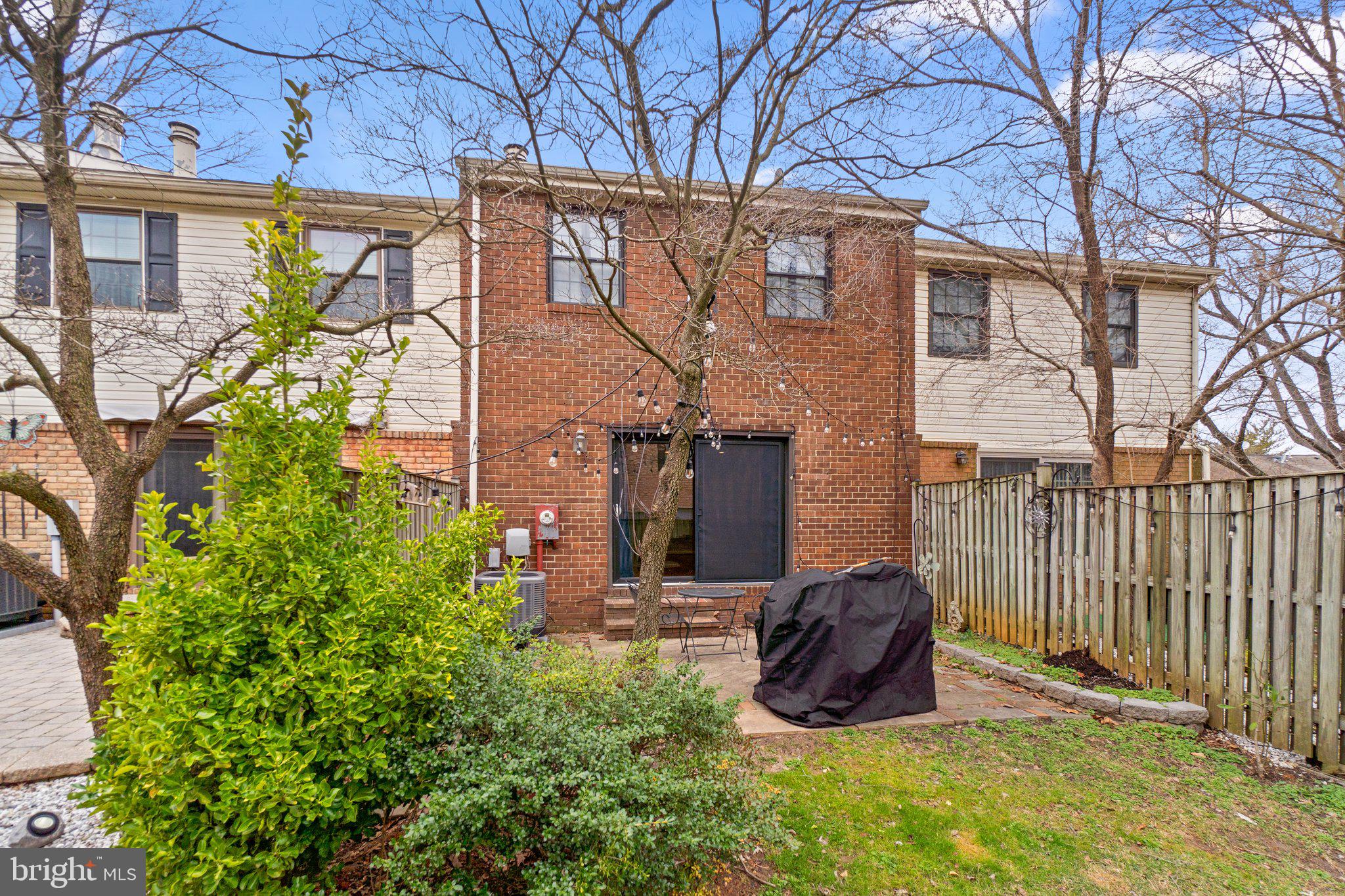 DULANEY TOWERS - Residential